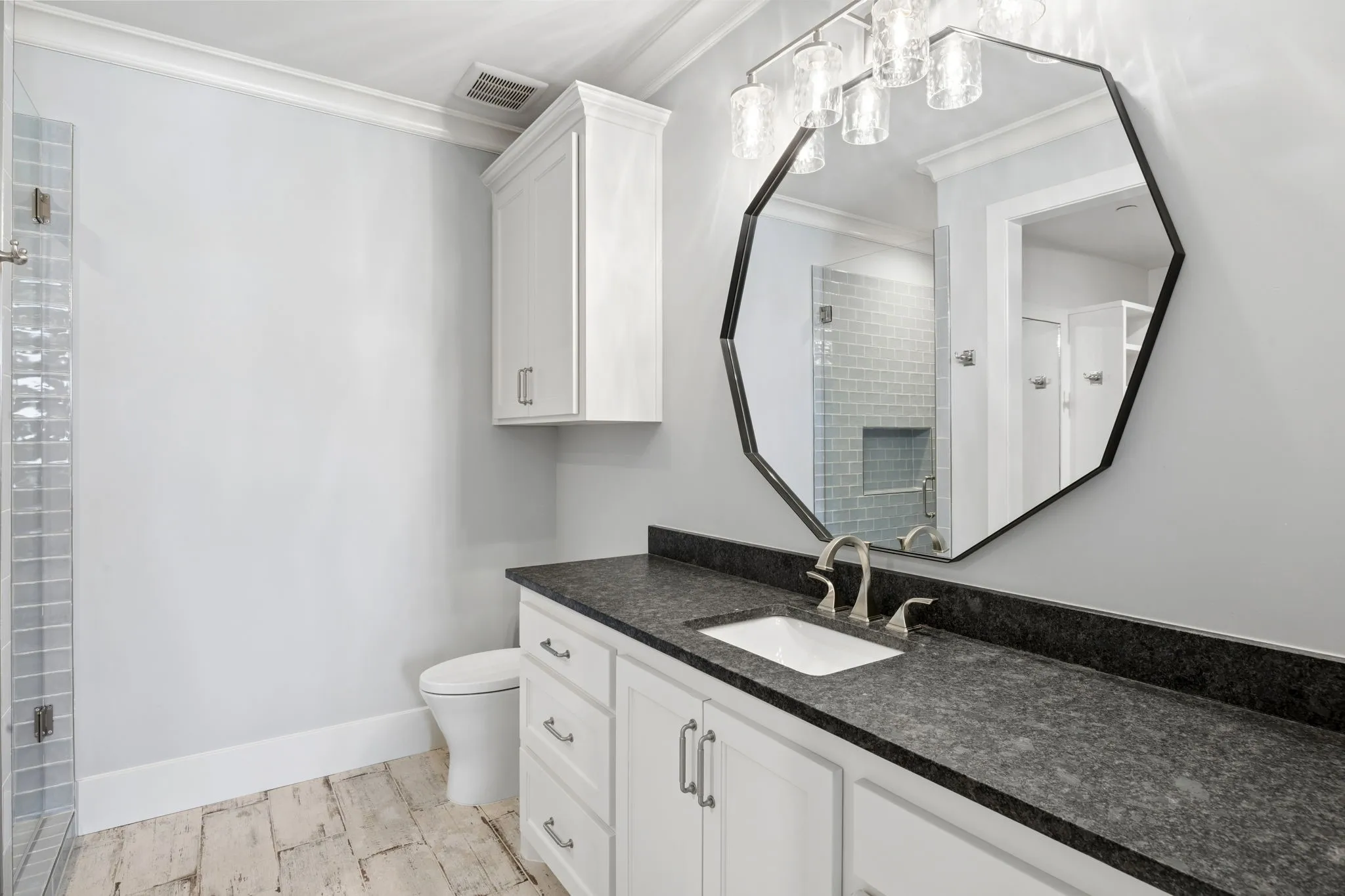 Single Family Residence For Sale in Denton County , 500 E Bob Jones Road, Southlake, Texas 76092, 4 Bedroom, 6 Bathroom, 4 Garage spaces, 6,644 Sqft, built in 2021, mls#21254972, Real Estate Agent in Southlake, Homes For Sale in Denton county, Homes For Sale in Southlake, Realtor in Southlake Texas, Real Estate Brokerage Independent Realty Texas, Luminita Cordes Realtor