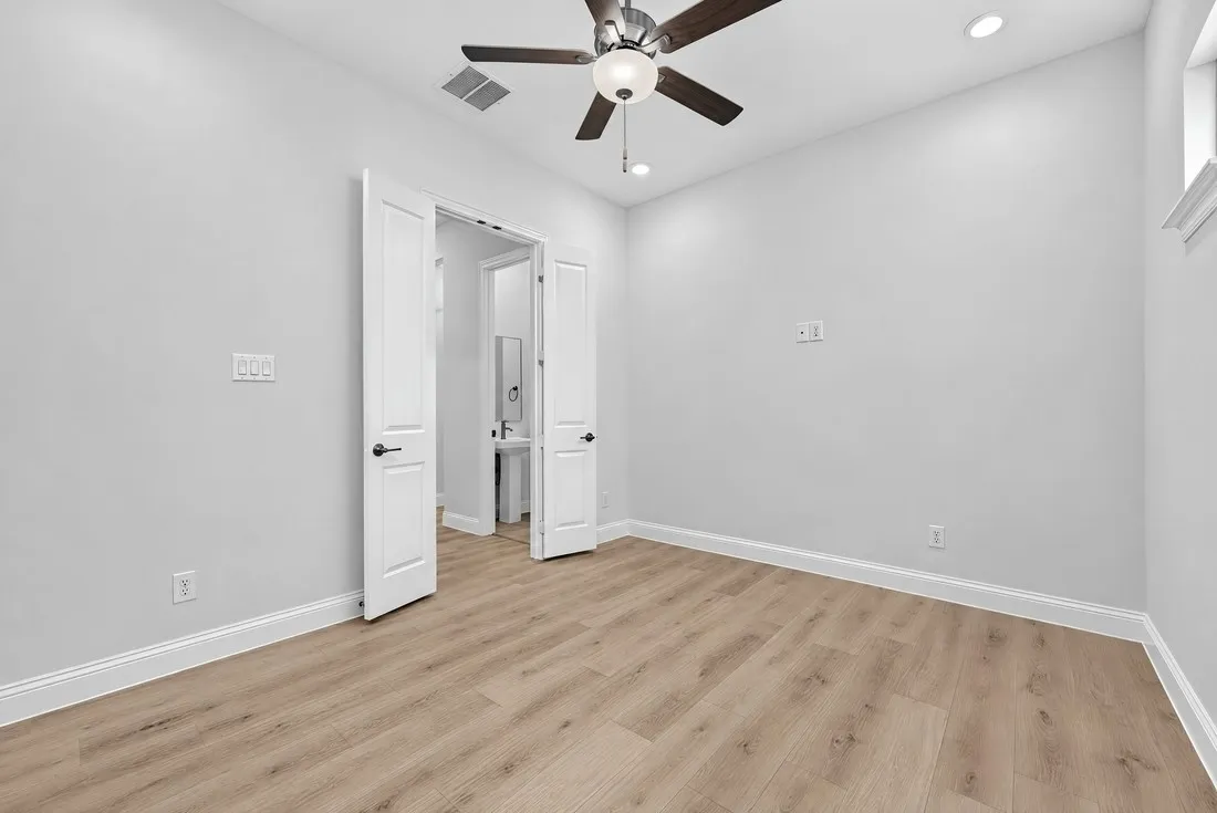 522 Wisteria Street ~ Ready Now