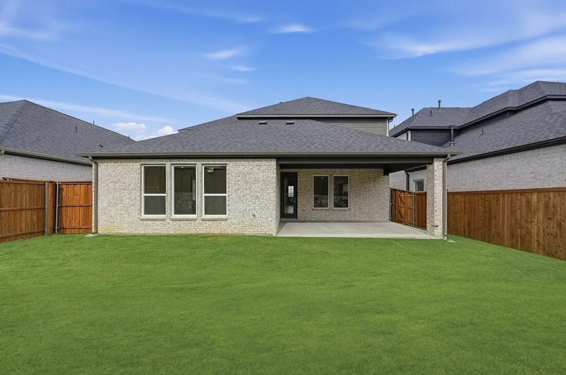 511 Wisteria Street ~ Ready Now