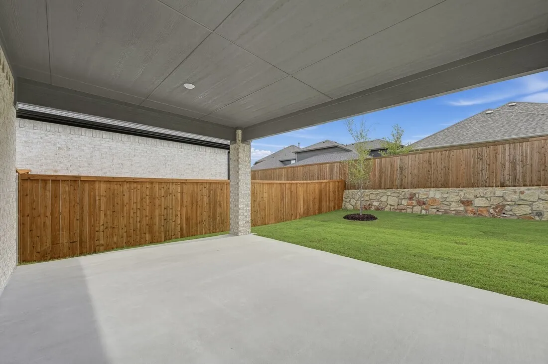 511 Wisteria Street ~ Ready Now