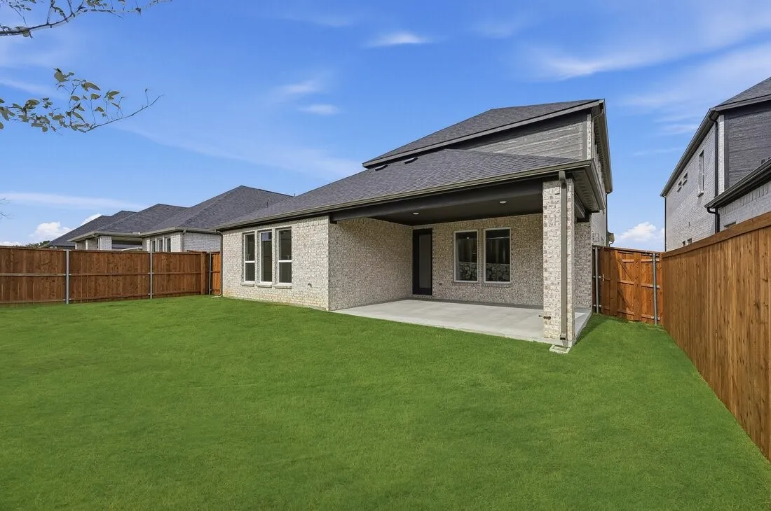 511 Wisteria Street ~ Ready Now