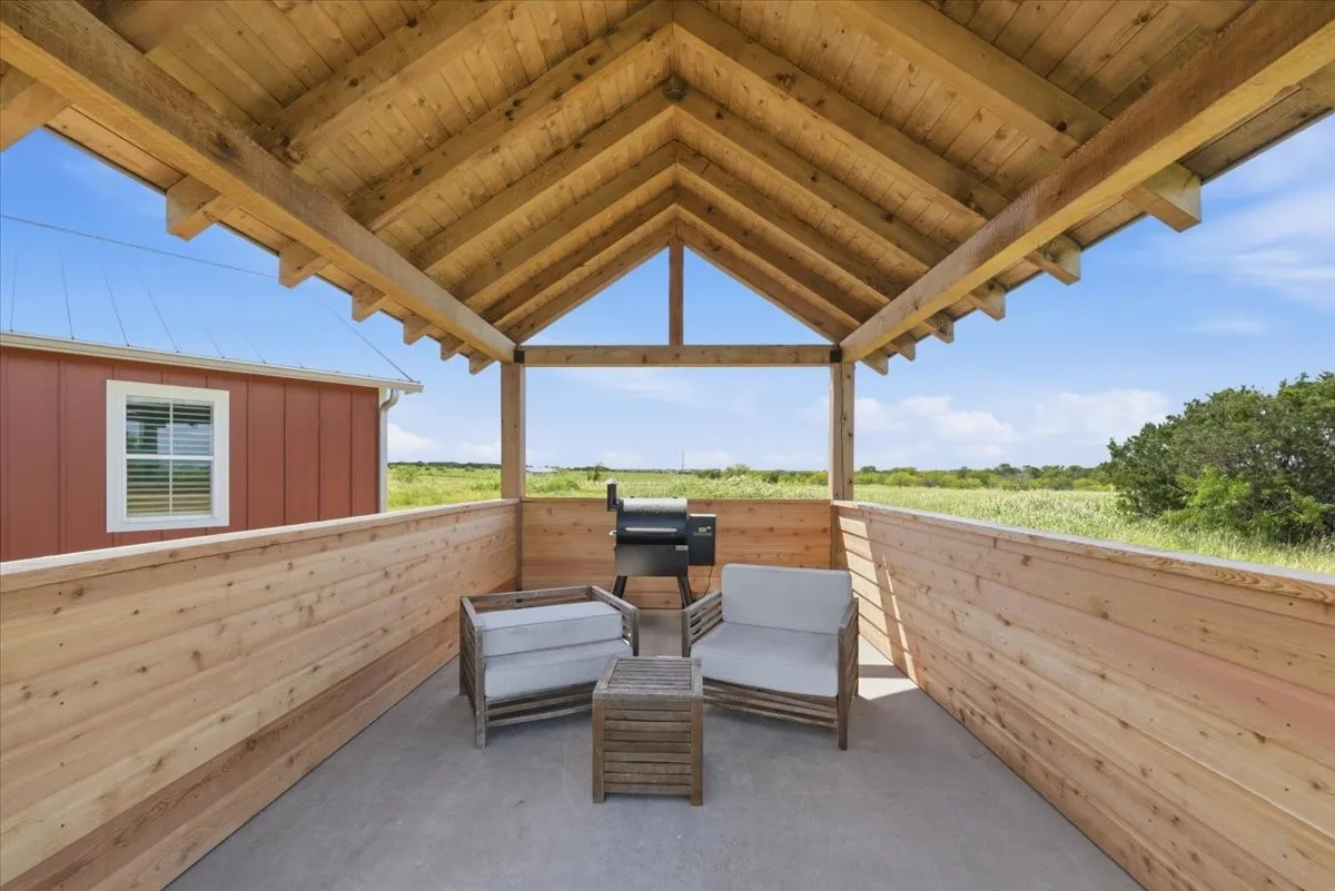 Farm For Sale in Mc Lennan County , 1775 Culpepper, China Spring, Texas 76633, 6 Bedroom, 5 Bathroom, 4 Garage spaces, 4,229 Sqft, built in 2017, mls#21300286, Real Estate Agent in China Spring, Homes For Sale in Mc Lennan county, Homes For Sale in China Spring, Realtor in China Spring Texas, Real Estate Brokerage Independent Realty Texas, Luminita Cordes Realtor