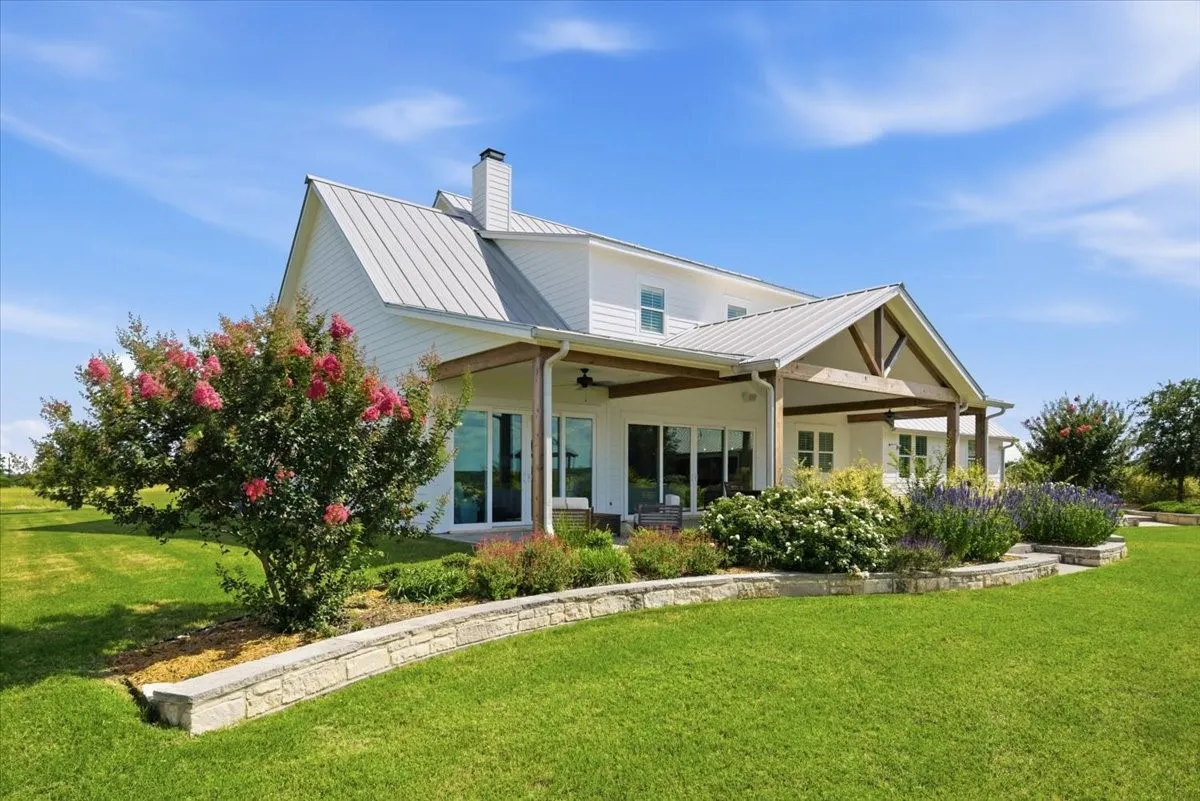 Farm For Sale in Mc Lennan County , 1775 Culpepper, China Spring, Texas 76633, 6 Bedroom, 5 Bathroom, 4 Garage spaces, 4,229 Sqft, built in 2017, mls#21300286, Real Estate Agent in China Spring, Homes For Sale in Mc Lennan county, Homes For Sale in China Spring, Realtor in China Spring Texas, Real Estate Brokerage Independent Realty Texas, Luminita Cordes Realtor