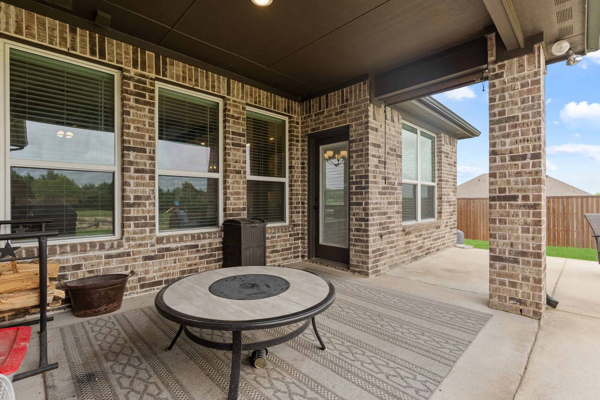 Single Family Residence For Sale in Collin County , 1089 Emilia Drive, Farmersville, Texas 75442, 4 Bedroom, 3 Bathroom, 3 Garage spaces, 2,525 Sqft, built in 2021, mls#21297028, Real Estate Agent in Farmersville, Homes For Sale in Collin county, Homes For Sale in Farmersville, Realtor in Farmersville Texas, Real Estate Brokerage Independent Realty Texas, Luminita Cordes Realtor
