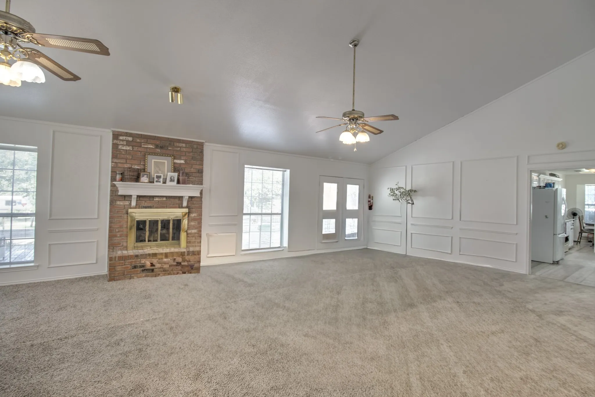 Single Family Residence For Sale in Denton County , 21921 Quail Run Road, Sanger, Texas 76266, 3 Bedroom, 2 Bathroom, 2 Garage spaces, 1,743 Sqft, built in 1986, mls#21300478, Real Estate Agent in Sanger, Homes For Sale in Denton county, Homes For Sale in Sanger, Realtor in Sanger Texas, Real Estate Brokerage Independent Realty Texas, Luminita Cordes Realtor