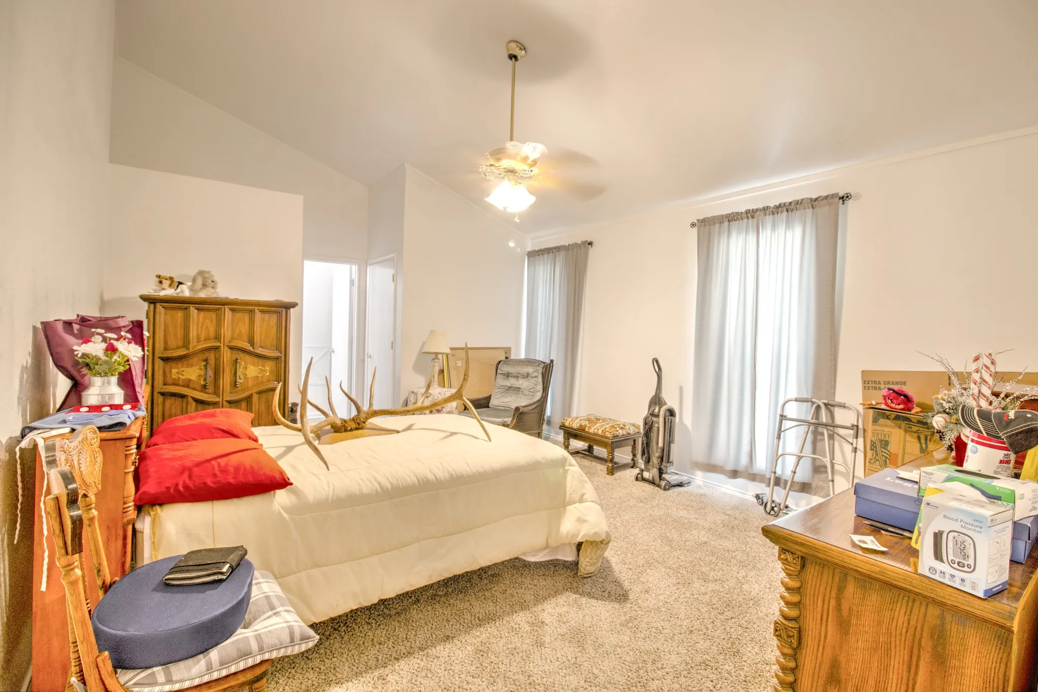 Single Family Residence For Sale in Denton County , 21921 Quail Run Road, Sanger, Texas 76266, 3 Bedroom, 2 Bathroom, 2 Garage spaces, 1,743 Sqft, built in 1986, mls#21300478, Real Estate Agent in Sanger, Homes For Sale in Denton county, Homes For Sale in Sanger, Realtor in Sanger Texas, Real Estate Brokerage Independent Realty Texas, Luminita Cordes Realtor