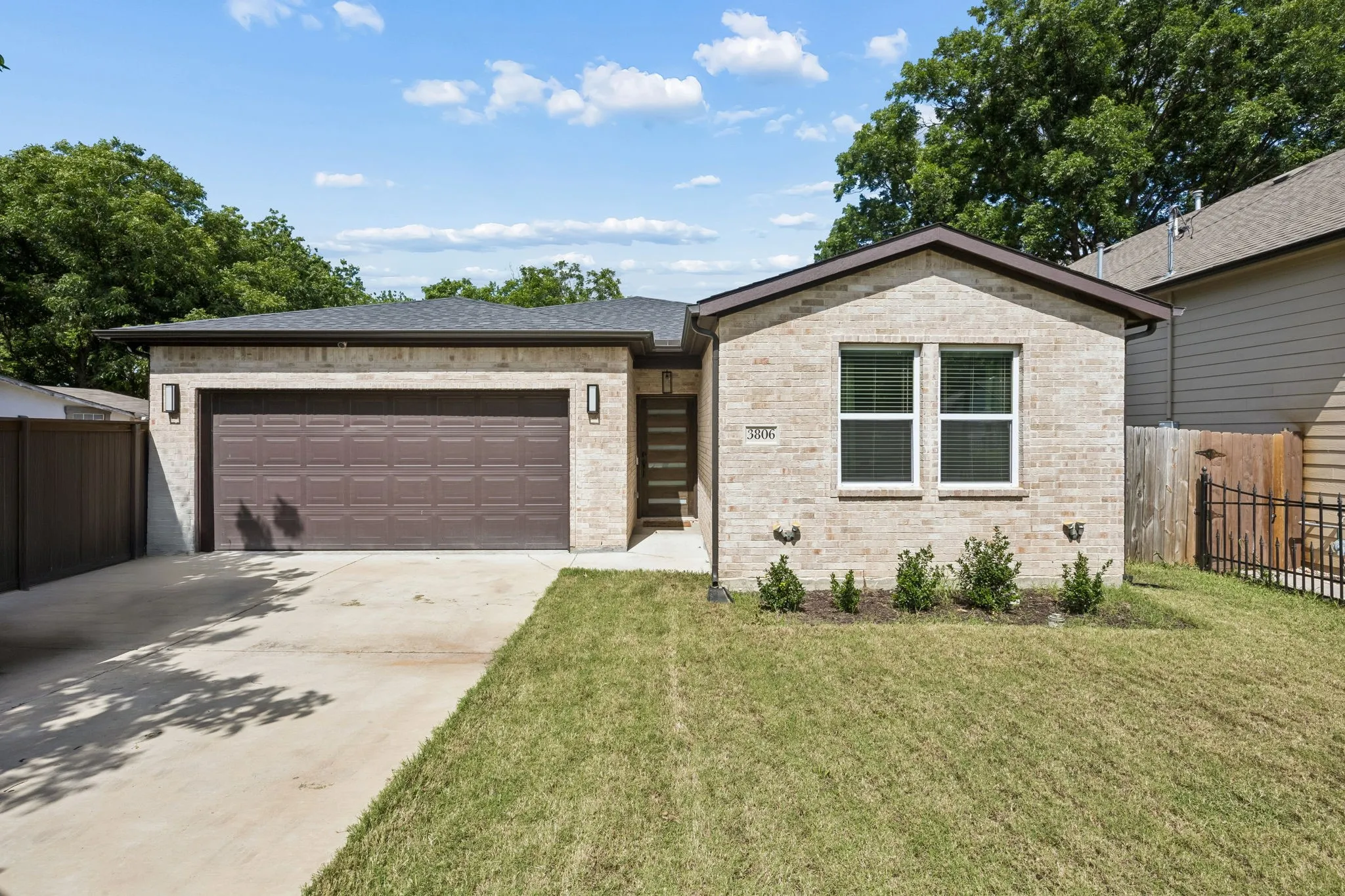 Single Family Residence For Sale in Dallas County , 3806 Vandervort Drive, Dallas, Texas 75216, 4 Bedroom, 3 Bathroom, 2 Garage spaces, 2,100 Sqft, built in 2024, mls#21299509, Real Estate Agent in Dallas, Homes For Sale in Dallas county, Homes For Sale in Dallas, Realtor in Dallas Texas, Real Estate Brokerage Independent Realty Texas, Luminita Cordes Realtor