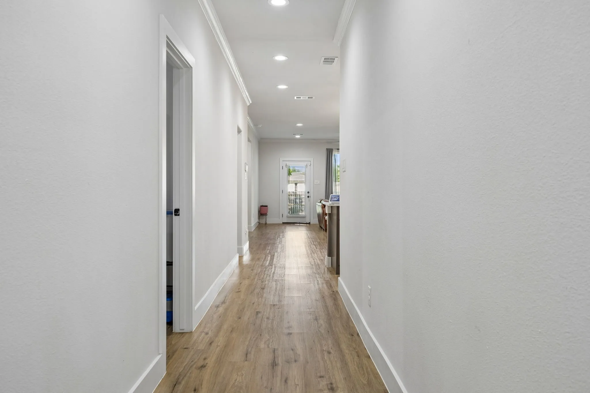 Single Family Residence For Sale in Dallas County , 3806 Vandervort Drive, Dallas, Texas 75216, 4 Bedroom, 3 Bathroom, 2 Garage spaces, 2,100 Sqft, built in 2024, mls#21299509, Real Estate Agent in Dallas, Homes For Sale in Dallas county, Homes For Sale in Dallas, Realtor in Dallas Texas, Real Estate Brokerage Independent Realty Texas, Luminita Cordes Realtor