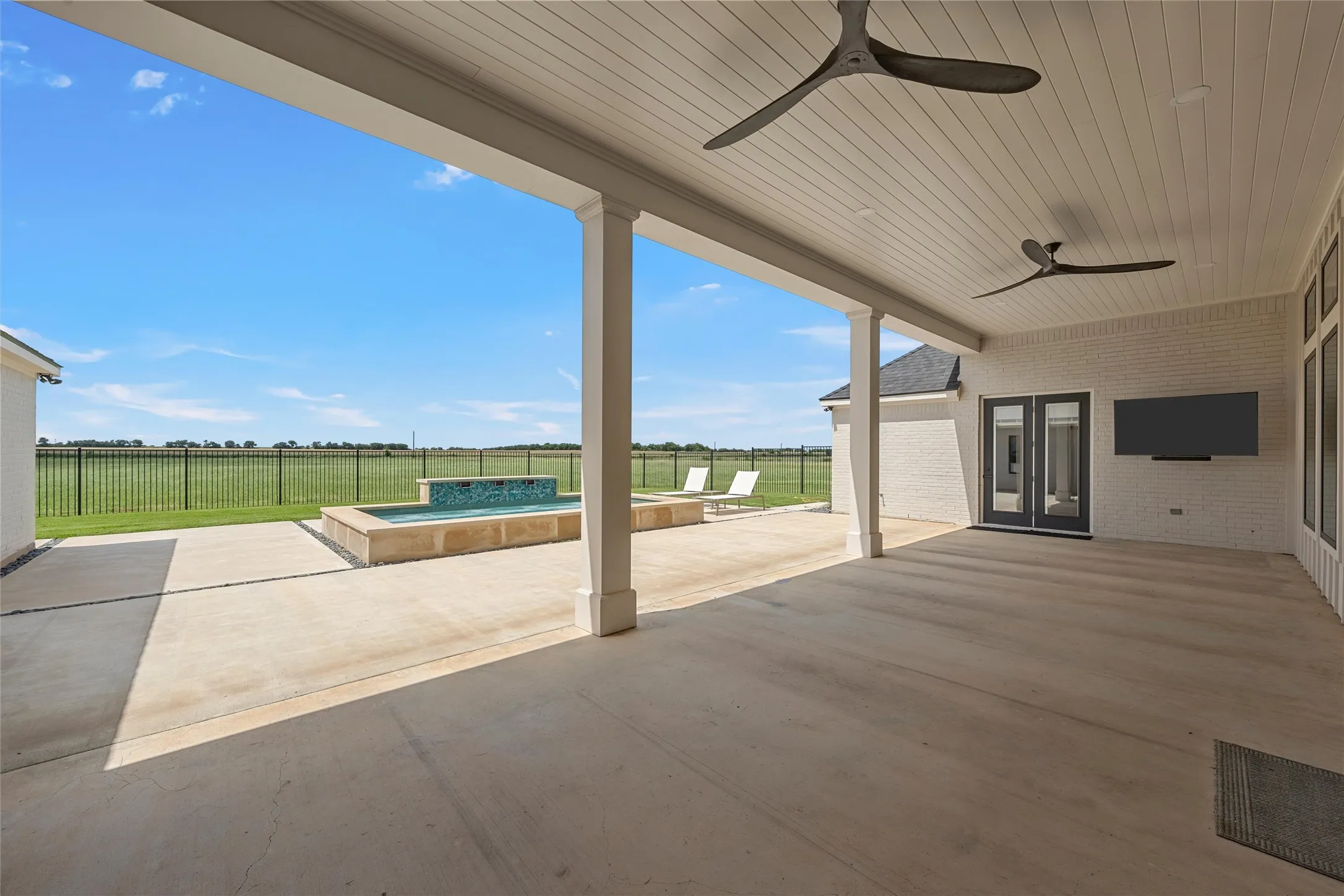 Single Family Residence For Sale in Mc Lennan County , 417 Willow Moon Ranch Road, Crawford, Texas 76638, 4 Bedroom, 4 Bathroom, 3 Garage spaces, 3,962 Sqft, built in 2023, mls#21299942, Real Estate Agent in Crawford, Homes For Sale in Mc Lennan county, Homes For Sale in Crawford, Realtor in Crawford Texas, Real Estate Brokerage Independent Realty Texas, Luminita Cordes Realtor