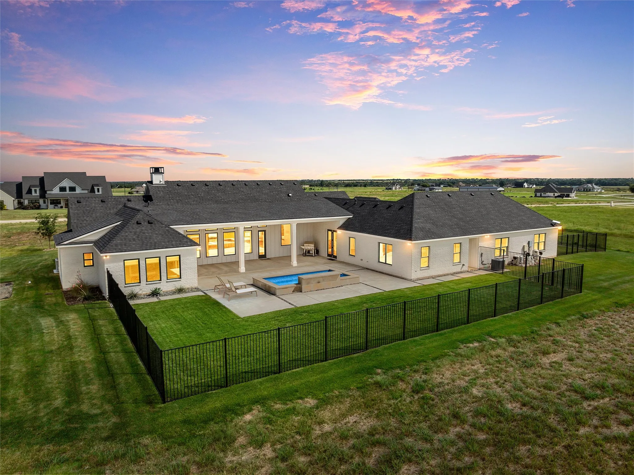 Single Family Residence For Sale in Mc Lennan County , 417 Willow Moon Ranch Road, Crawford, Texas 76638, 4 Bedroom, 4 Bathroom, 3 Garage spaces, 3,962 Sqft, built in 2023, mls#21299942, Real Estate Agent in Crawford, Homes For Sale in Mc Lennan county, Homes For Sale in Crawford, Realtor in Crawford Texas, Real Estate Brokerage Independent Realty Texas, Luminita Cordes Realtor