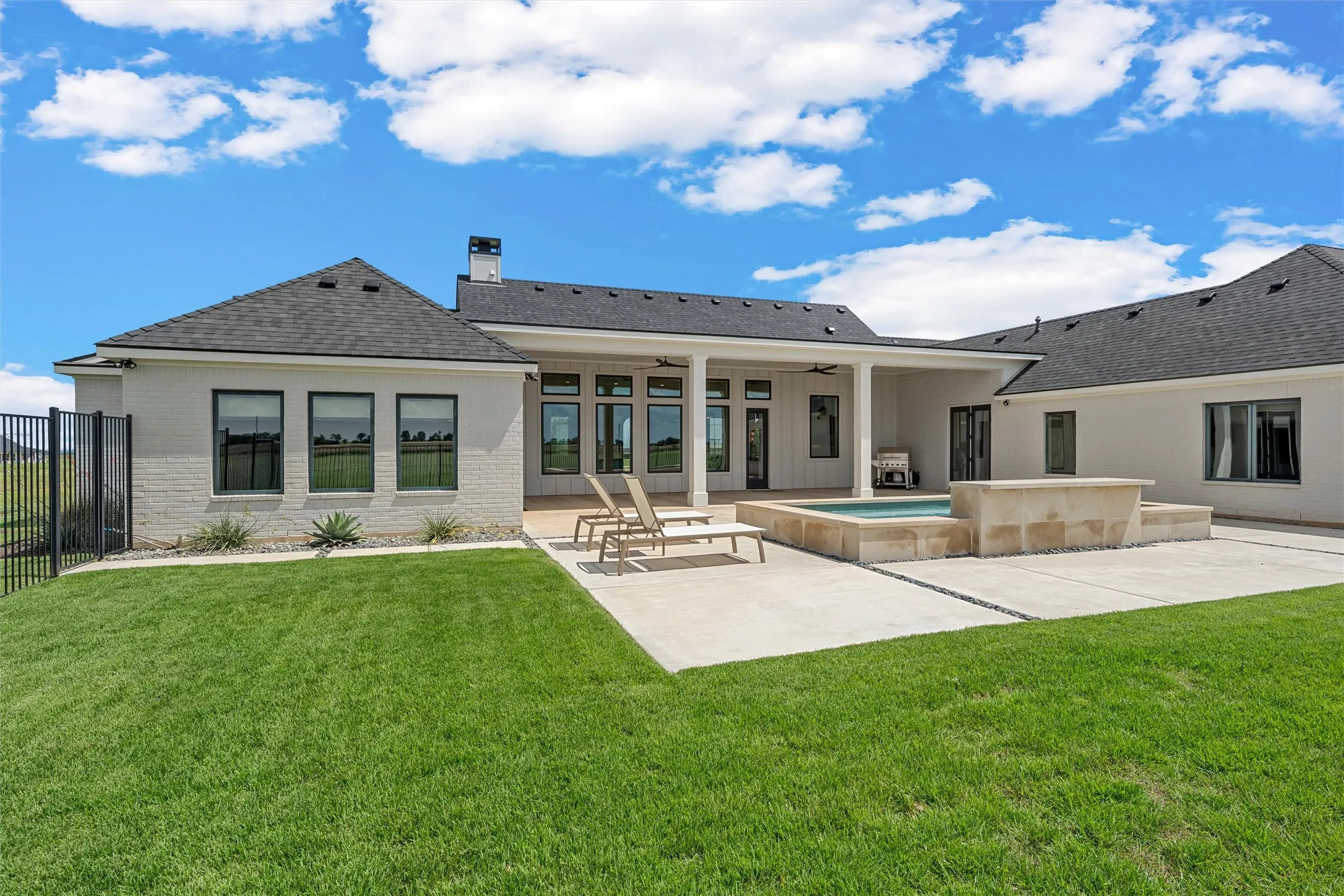 Single Family Residence For Sale in Mc Lennan County , 417 Willow Moon Ranch Road, Crawford, Texas 76638, 4 Bedroom, 4 Bathroom, 3 Garage spaces, 3,962 Sqft, built in 2023, mls#21299942, Real Estate Agent in Crawford, Homes For Sale in Mc Lennan county, Homes For Sale in Crawford, Realtor in Crawford Texas, Real Estate Brokerage Independent Realty Texas, Luminita Cordes Realtor