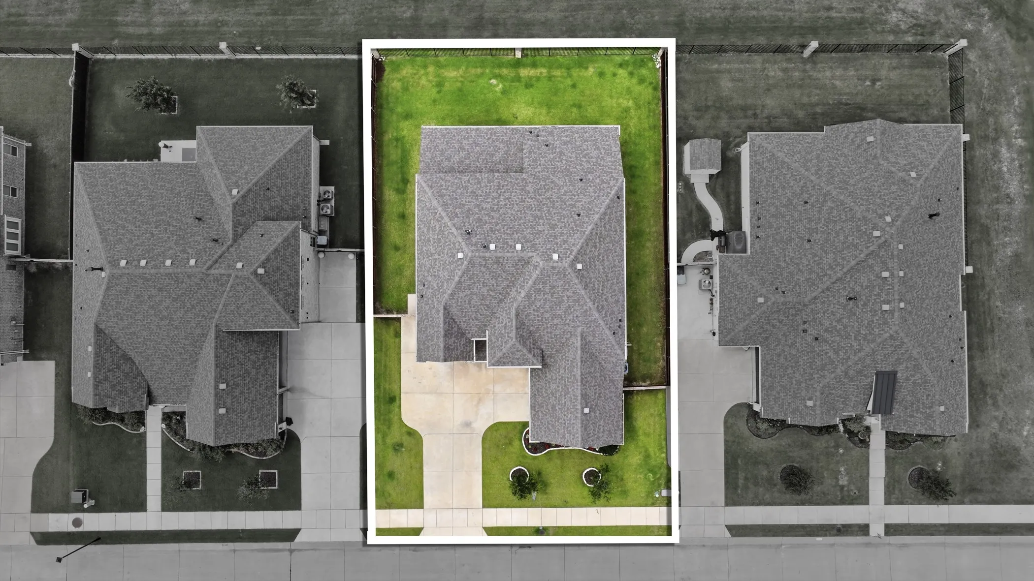 Single Family Residence For Sale in Rockwall County , 1313 Kirkwood Road, Rockwall, Texas 75087, 4 Bedroom, 5 Bathroom, 3 Garage spaces, 3,467 Sqft, built in 2021, mls#21300137, Real Estate Agent in Rockwall, Homes For Sale in Rockwall county, Homes For Sale in Rockwall, Realtor in Rockwall Texas, Real Estate Brokerage Independent Realty Texas, Luminita Cordes Realtor