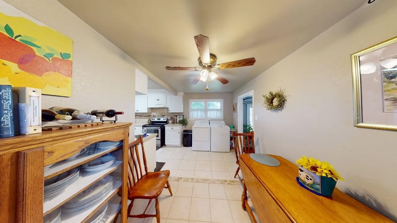 Single Family Residence For Sale in Mc Culloch County , 1701 S High, Brady, Texas 76825, 2 Bedrooms, 2 Bathrooms, 1 Garage spaces, 1,173 Sqft, built in 1965, Price $149,000, mls#21300734, Real Estate Agent in Brady, Homes For Sale in Mc Culloch county, Homes For Sale in Brady, Realtor in Brady Texas, Real Estate Brokerage Independent Realty Texas, Luminita Cordes Realtor