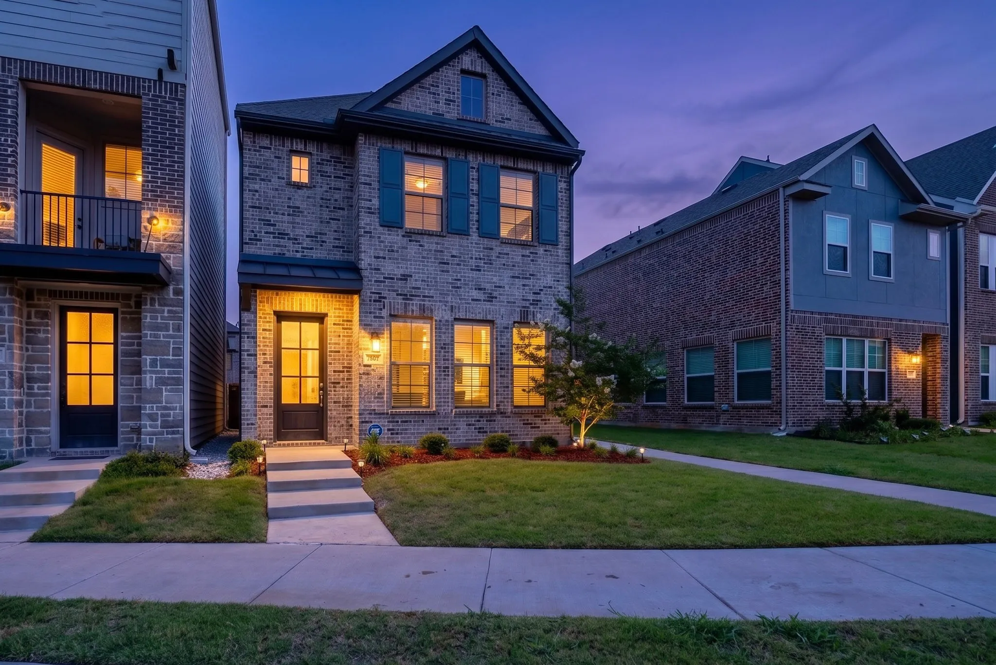 Townhouse For Sale in Dallas County , 7539 Edgeware Road, Dallas, Texas 75228, 3 Bedroom, 3 Bathroom, 2 Garage spaces, 1,580 Sqft, built in 2023, mls#21253224, Real Estate Agent in Dallas, Homes For Sale in Dallas county, Homes For Sale in Dallas, Realtor in Dallas Texas, Real Estate Brokerage Independent Realty Texas, Luminita Cordes Realtor