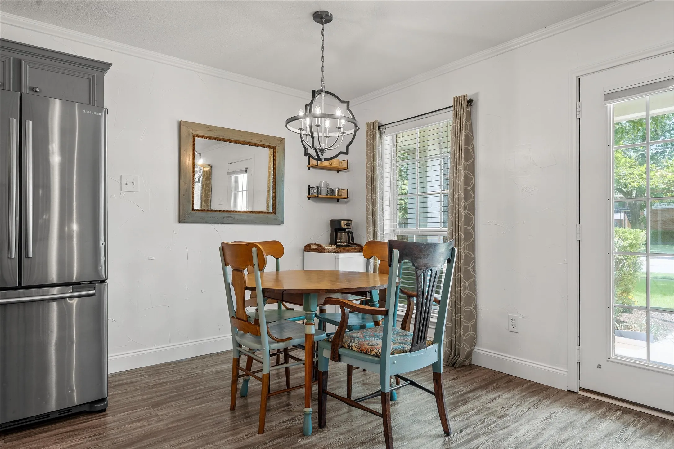 Single Family Residence For Sale in Mc Lennan County , 1231 Bagby Avenue, Waco, Texas 76706, 3 Bedroom, 3 Bathroom, Garage spaces, 1,392 Sqft, built in 2005, mls#21294406, Real Estate Agent in Waco, Homes For Sale in Mc Lennan county, Homes For Sale in Waco, Realtor in Waco Texas, Real Estate Brokerage Independent Realty Texas, Luminita Cordes Realtor