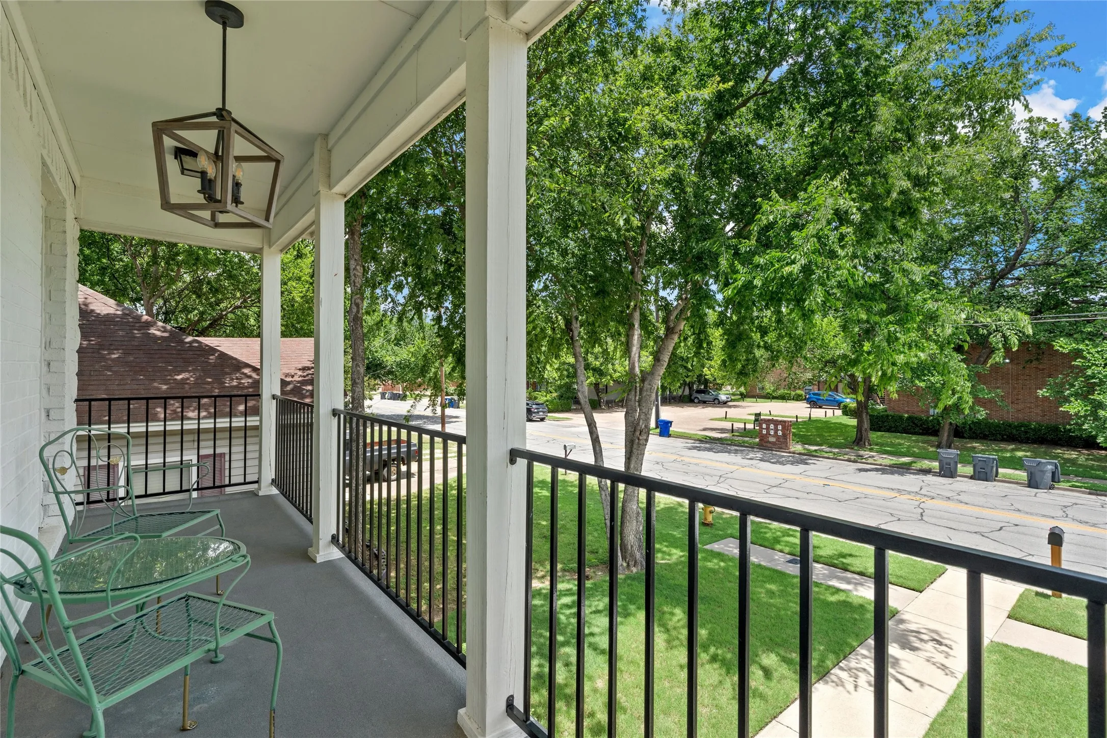 Single Family Residence For Sale in Mc Lennan County , 1231 Bagby Avenue, Waco, Texas 76706, 3 Bedroom, 3 Bathroom, Garage spaces, 1,392 Sqft, built in 2005, mls#21294406, Real Estate Agent in Waco, Homes For Sale in Mc Lennan county, Homes For Sale in Waco, Realtor in Waco Texas, Real Estate Brokerage Independent Realty Texas, Luminita Cordes Realtor
