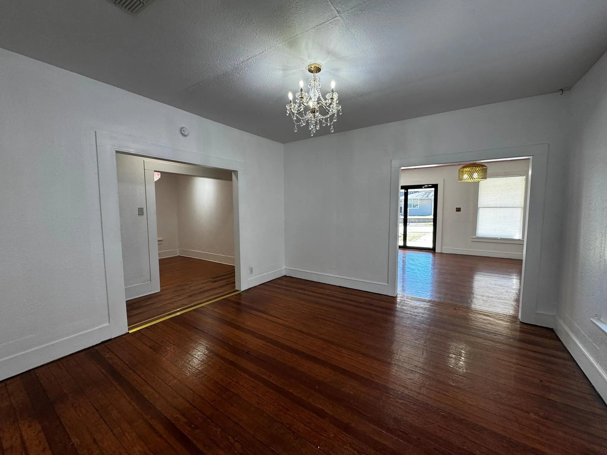 Retail For Sale in Erath County , 647 W W Washington Street, Stephenville, Texas 76401, 0, 0, Garage spaces, 0 Sqft, built in 1920, Price $580,000, mls#21300812, Real Estate Agent in Stephenville, Homes For Sale in Erath county, Homes For Sale in Stephenville, Realtor in Stephenville Texas, Real Estate Brokerage Independent Realty Texas, Luminita Cordes Realtor