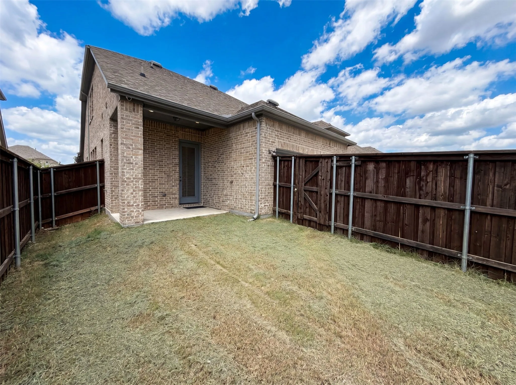 Single Family Residence For Sale in Collin County , 17628 Bottlebrush Drive, Dallas, Texas 75252, 4 Bedroom, 3 Bathroom, 2 Garage spaces, 2,311 Sqft, built in 2019, mls#21300825, Real Estate Agent in Dallas, Homes For Sale in Collin county, Homes For Sale in Dallas, Realtor in Dallas Texas, Real Estate Brokerage Independent Realty Texas, Luminita Cordes Realtor