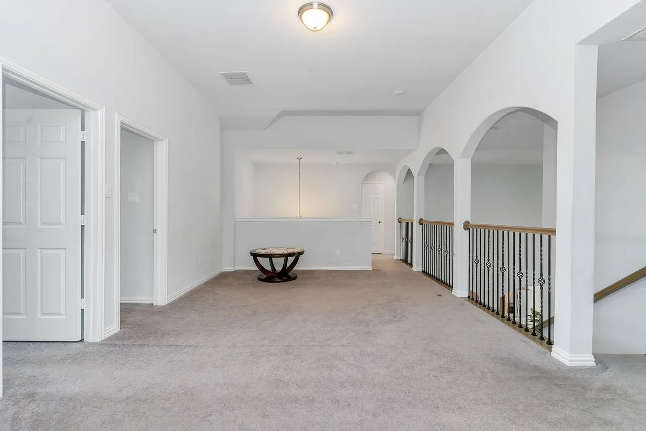Single Family Residence For Sale in Tarrant County , 6441 Dove Chase Lane, Fort Worth, Texas 76123, 5 Bedroom, 4 Bathroom, 3 Garage spaces, 3,076 Sqft, built in 2019, mls#21300831, Real Estate Agent in Fort Worth, Homes For Sale in Tarrant county, Homes For Sale in Fort Worth, Realtor in Fort Worth Texas, Real Estate Brokerage Independent Realty Texas, Luminita Cordes Realtor