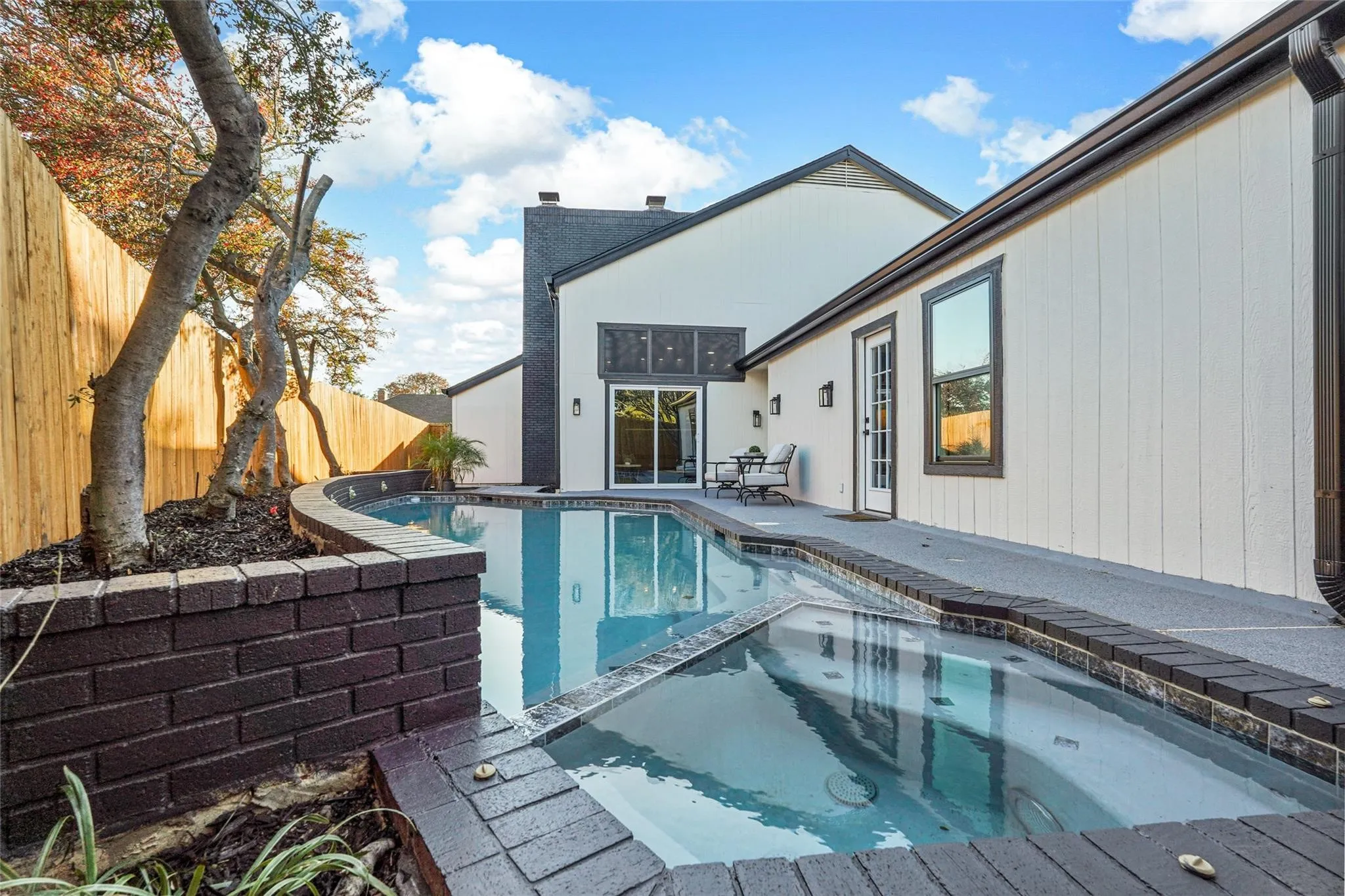 Single Family Residence For Rent in Dallas County , 6443 Redpine Road, Dallas, Texas 75248, 4 Bedroom, 3 Bathroom, 2 Garage spaces, 2,898 Sqft, built in 1979, mls#21300863, Real Estate Agent in Dallas, Homes For Rent in Dallas county, Homes For Rent in Dallas, Realtor in Dallas Texas, Real Estate Brokerage Independent Realty Texas, Luminita Cordes Realtor