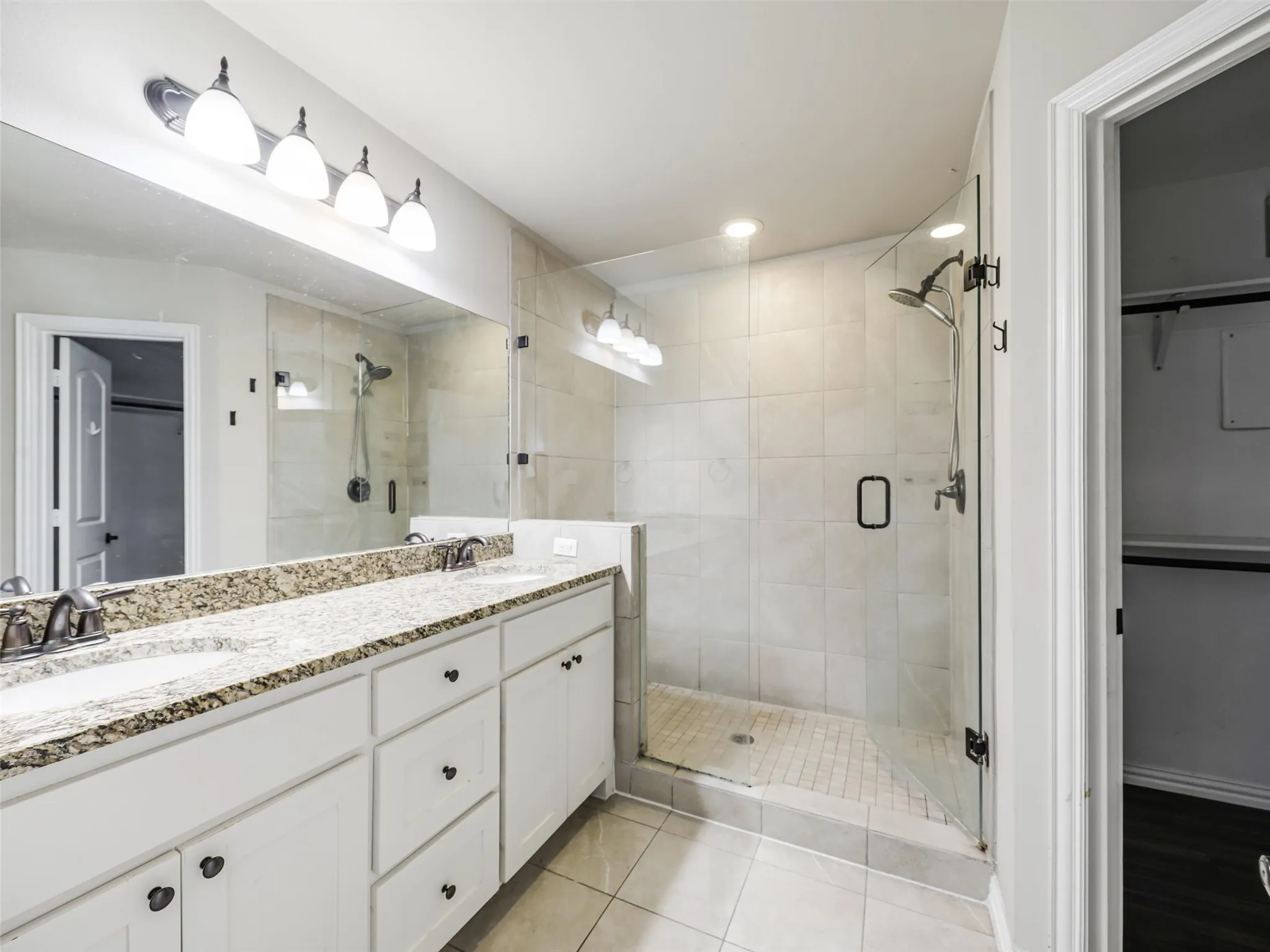 Duplex For Rent in Denton County , 4918 Villas Drive, Sanger, Texas 76266, 3 Bedroom, 3 Bathroom, 2 Garage spaces, 1,488 Sqft, built in 2017, Price $1,950, mls#21290372, Real Estate Agent in Sanger, Homes For Rent in Denton county, Homes For Rent in Sanger, Realtor in Sanger Texas, Real Estate Brokerage Independent Realty Texas, Luminita Cordes Realtor