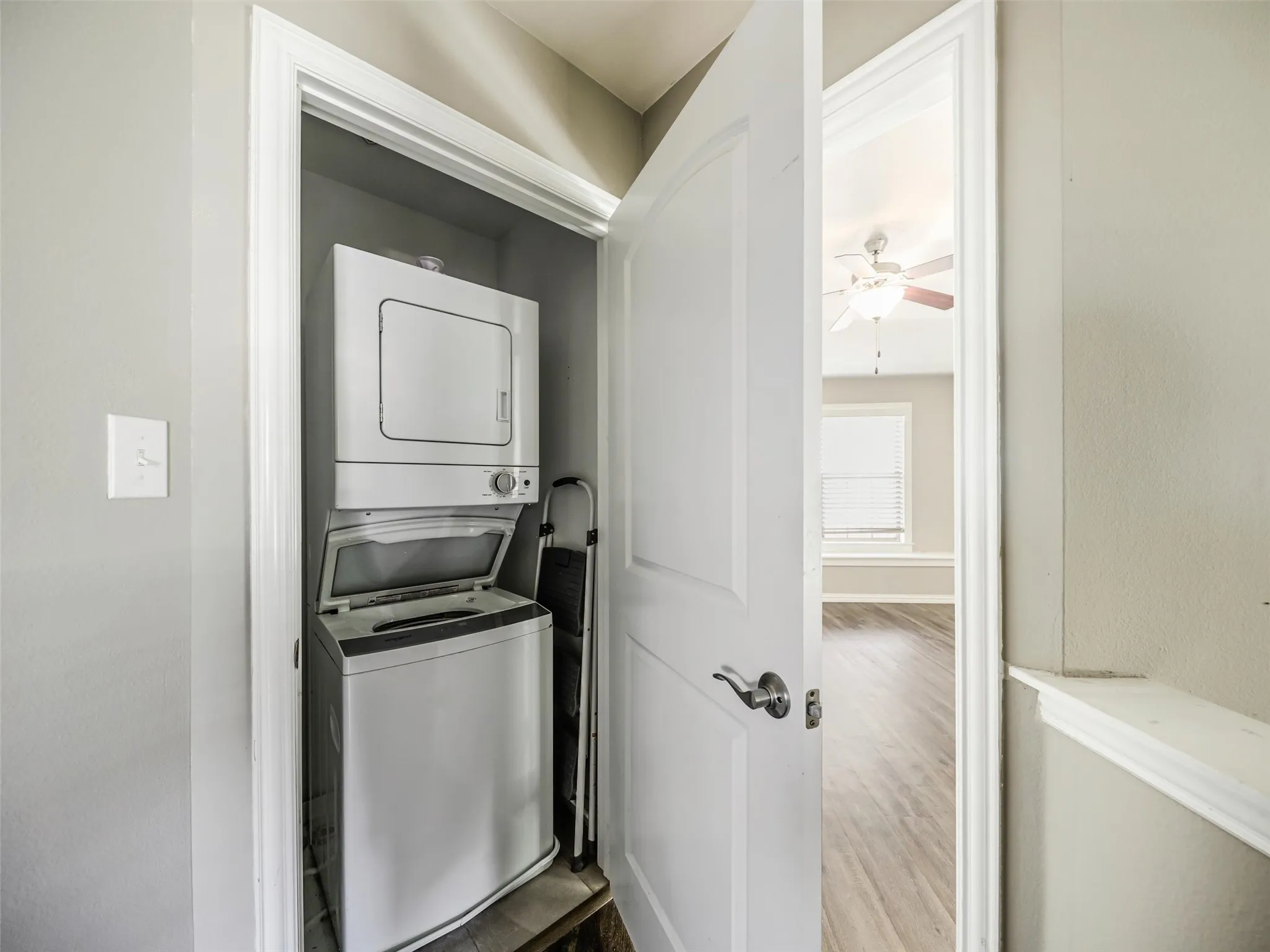 Duplex For Rent in Denton County , 4916 Villas Drive 4916, Sanger, Texas 76266, 3 Bedroom, 3 Bathroom, 2 Garage spaces, 1,488 Sqft, built in 2017, mls#21290369, Real Estate Agent in Sanger, Homes For Rent in Denton county, Homes For Rent in Sanger, Realtor in Sanger Texas, Real Estate Brokerage Independent Realty Texas, Luminita Cordes Realtor