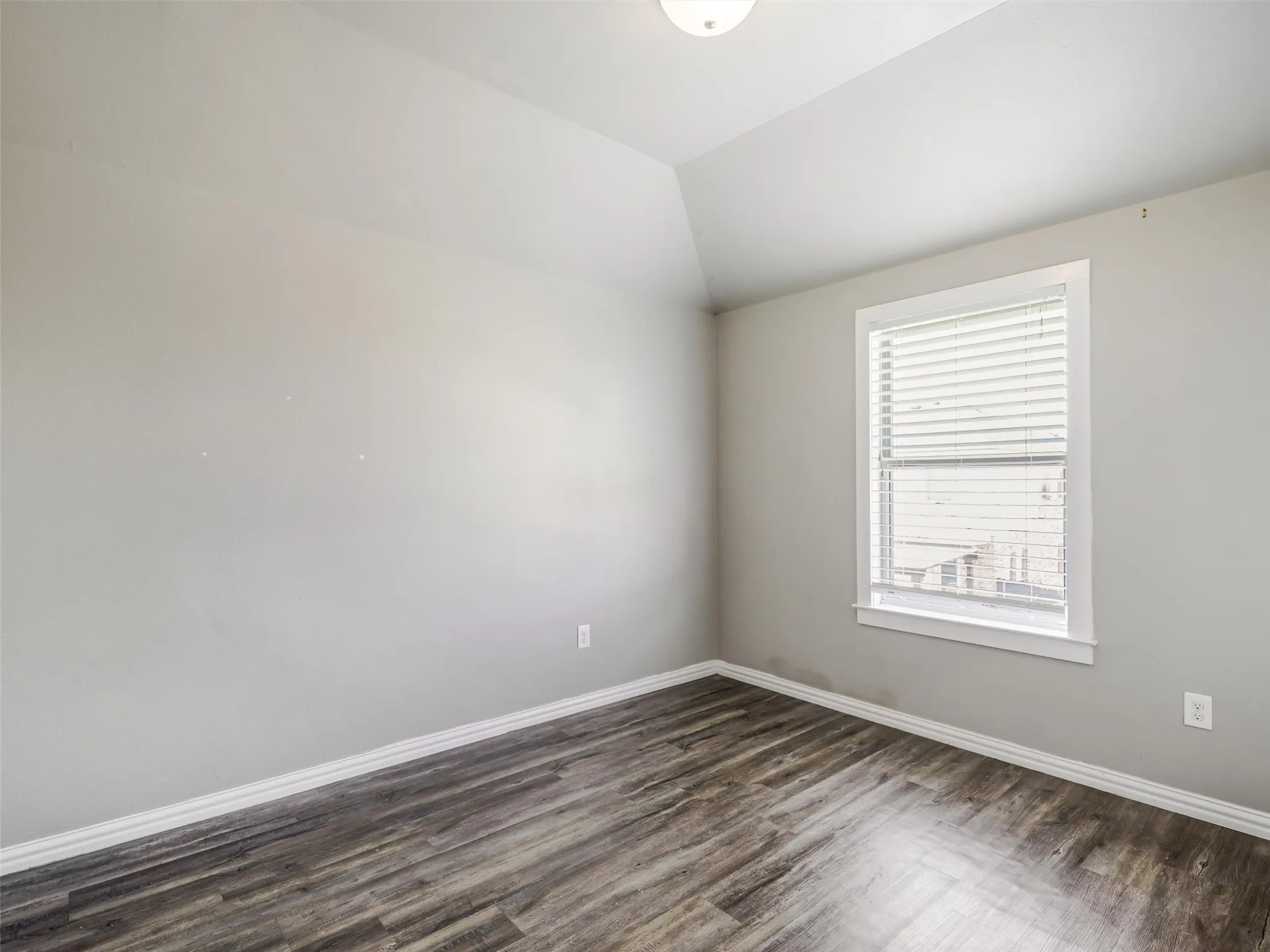 Duplex For Rent in Denton County , 4916 Villas Drive 4916, Sanger, Texas 76266, 3 Bedroom, 3 Bathroom, 2 Garage spaces, 1,488 Sqft, built in 2017, mls#21290369, Real Estate Agent in Sanger, Homes For Rent in Denton county, Homes For Rent in Sanger, Realtor in Sanger Texas, Real Estate Brokerage Independent Realty Texas, Luminita Cordes Realtor
