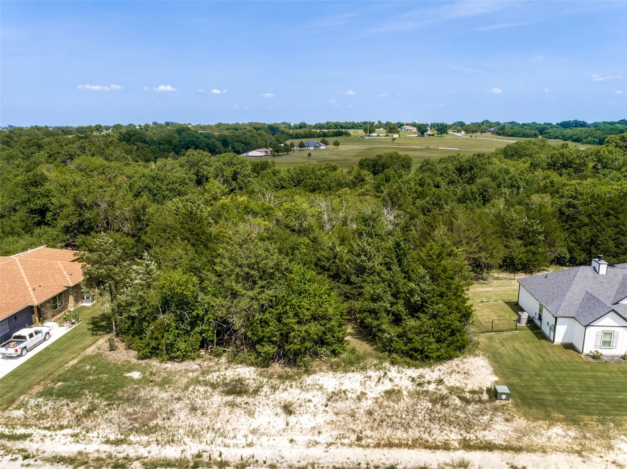 Unimproved Land For Sale in Grayson County , TBD Michael Lane, Van Alstyne, Texas 75495, 0, 0, Garage spaces, 0 Sqft, built in 0, mls#21300324, Real Estate Agent in Van Alstyne, Homes For Sale in Grayson county, Homes For Sale in Van Alstyne, Realtor in Van Alstyne Texas, Real Estate Brokerage Independent Realty Texas, Luminita Cordes Realtor