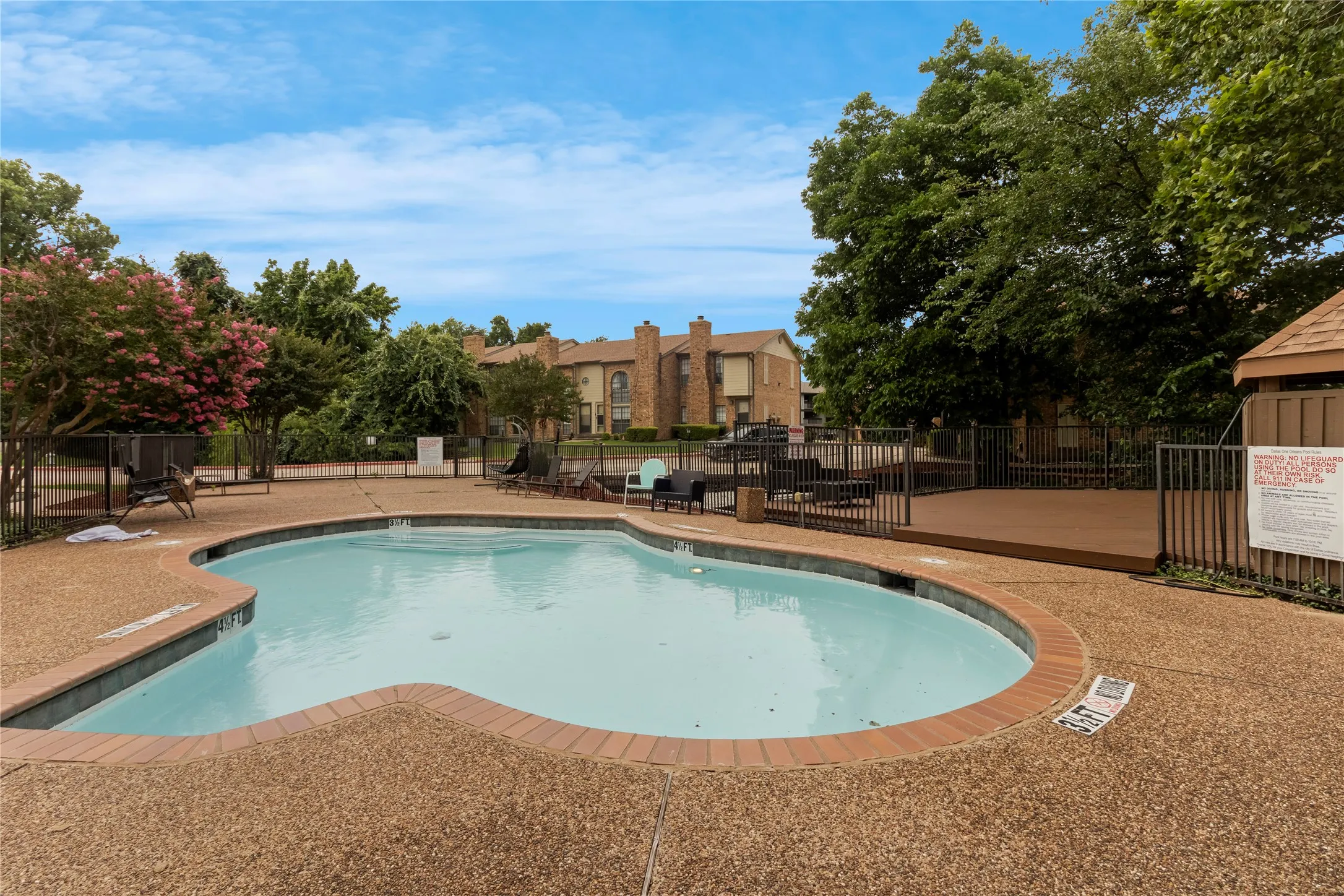 Condominium For Sale in Dallas County , 11655 Audelia Road 803, Dallas, Texas 75243, 2 Bedroom, 3 Bathroom, Garage spaces, 1,083 Sqft, built in 1982, mls#21299905, Real Estate Agent in Dallas, Homes For Sale in Dallas county, Homes For Sale in Dallas, Realtor in Dallas Texas, Real Estate Brokerage Independent Realty Texas, Luminita Cordes Realtor