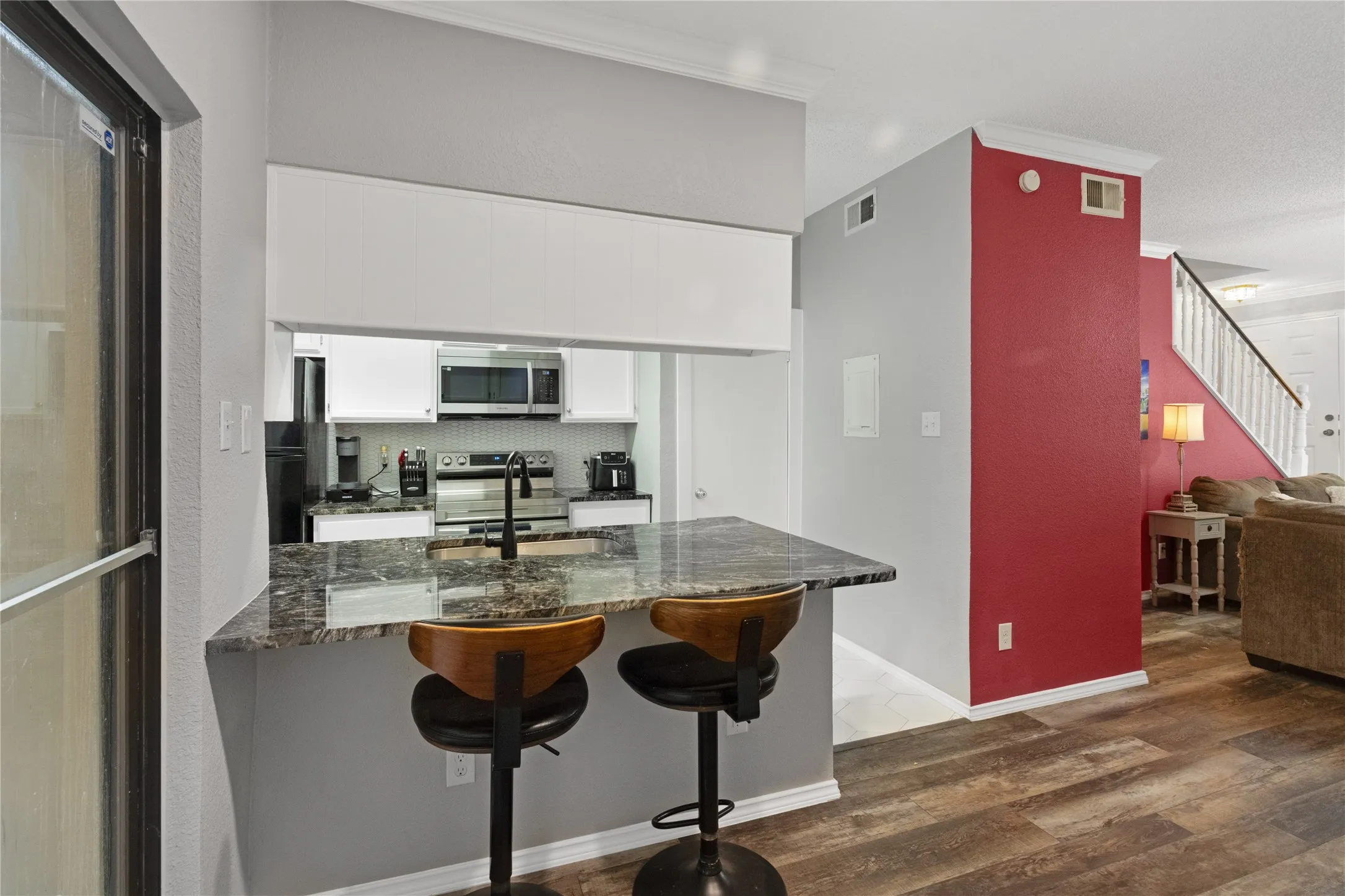 Condominium For Sale in Dallas County , 11655 Audelia Road 803, Dallas, Texas 75243, 2 Bedroom, 3 Bathroom, Garage spaces, 1,083 Sqft, built in 1982, mls#21299905, Real Estate Agent in Dallas, Homes For Sale in Dallas county, Homes For Sale in Dallas, Realtor in Dallas Texas, Real Estate Brokerage Independent Realty Texas, Luminita Cordes Realtor