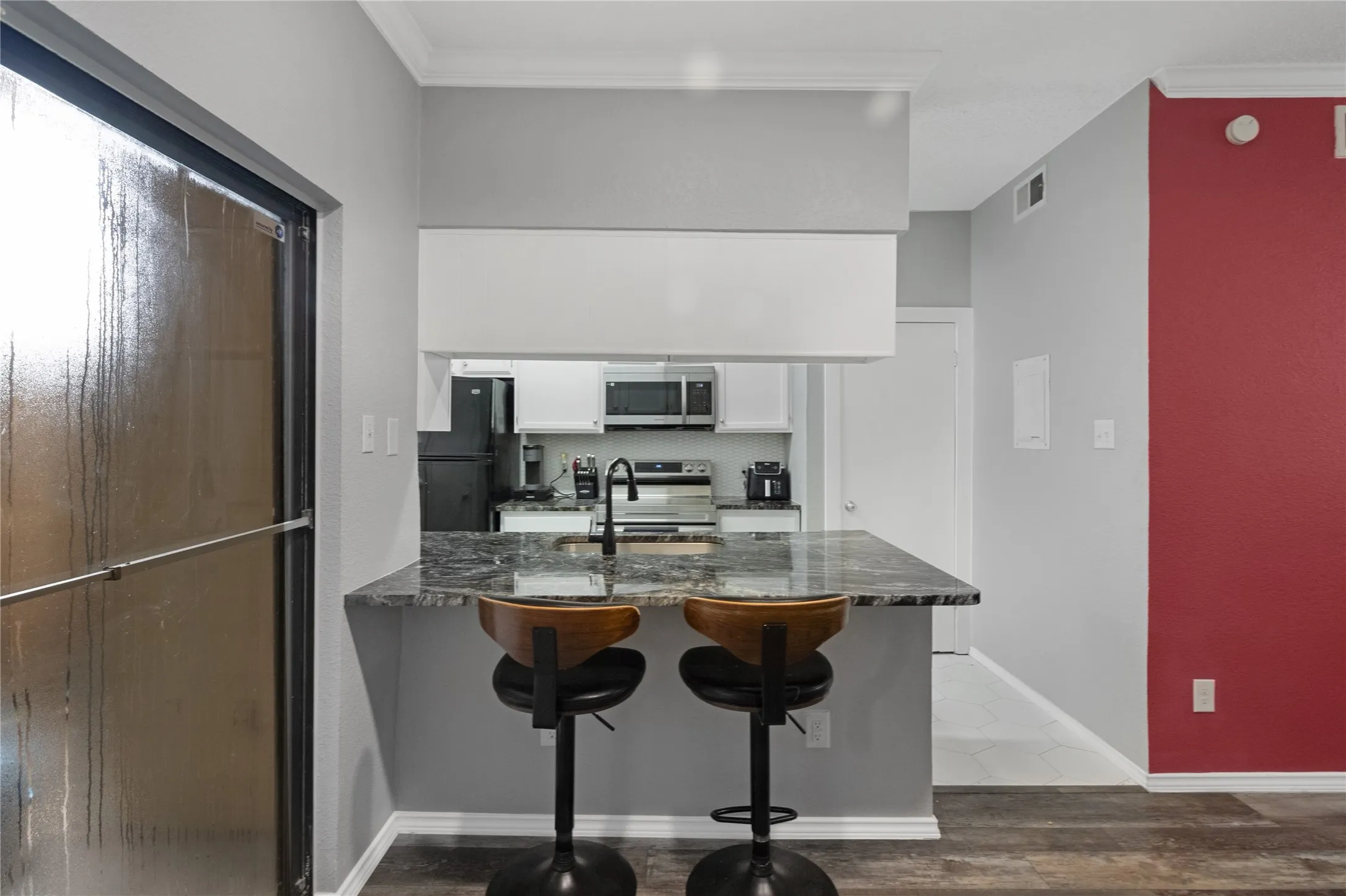 Condominium For Sale in Dallas County , 11655 Audelia Road 803, Dallas, Texas 75243, 2 Bedroom, 3 Bathroom, Garage spaces, 1,083 Sqft, built in 1982, mls#21299905, Real Estate Agent in Dallas, Homes For Sale in Dallas county, Homes For Sale in Dallas, Realtor in Dallas Texas, Real Estate Brokerage Independent Realty Texas, Luminita Cordes Realtor
