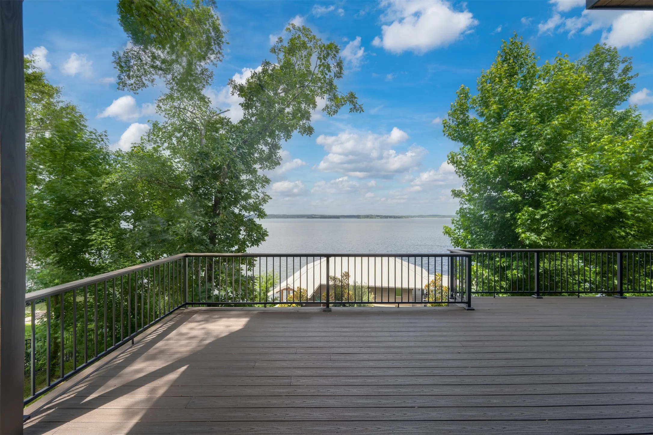 Single Family Residence For Sale in Cherokee County , 127 Lake Bluff Drive, Bullard, Texas 75757, 3 Bedroom, 3 Bathroom, 2 Garage spaces, 3,160 Sqft, built in 2023, mls#21300765, Real Estate Agent in Bullard, Homes For Sale in Cherokee county, Homes For Sale in Bullard, Realtor in Bullard Texas, Real Estate Brokerage Independent Realty Texas, Luminita Cordes Realtor