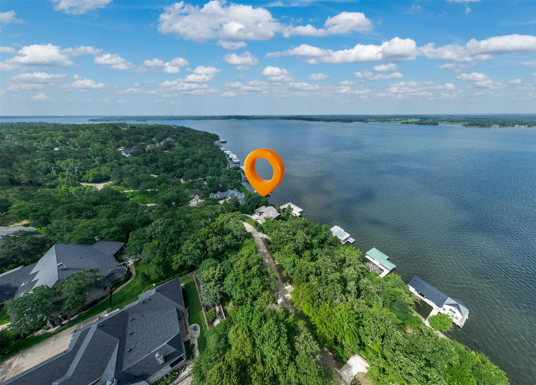 Single Family Residence For Sale in Cherokee County , 127 Lake Bluff Drive, Bullard, Texas 75757, 3 Bedroom, 3 Bathroom, 2 Garage spaces, 3,160 Sqft, built in 2023, mls#21300765, Real Estate Agent in Bullard, Homes For Sale in Cherokee county, Homes For Sale in Bullard, Realtor in Bullard Texas, Real Estate Brokerage Independent Realty Texas, Luminita Cordes Realtor