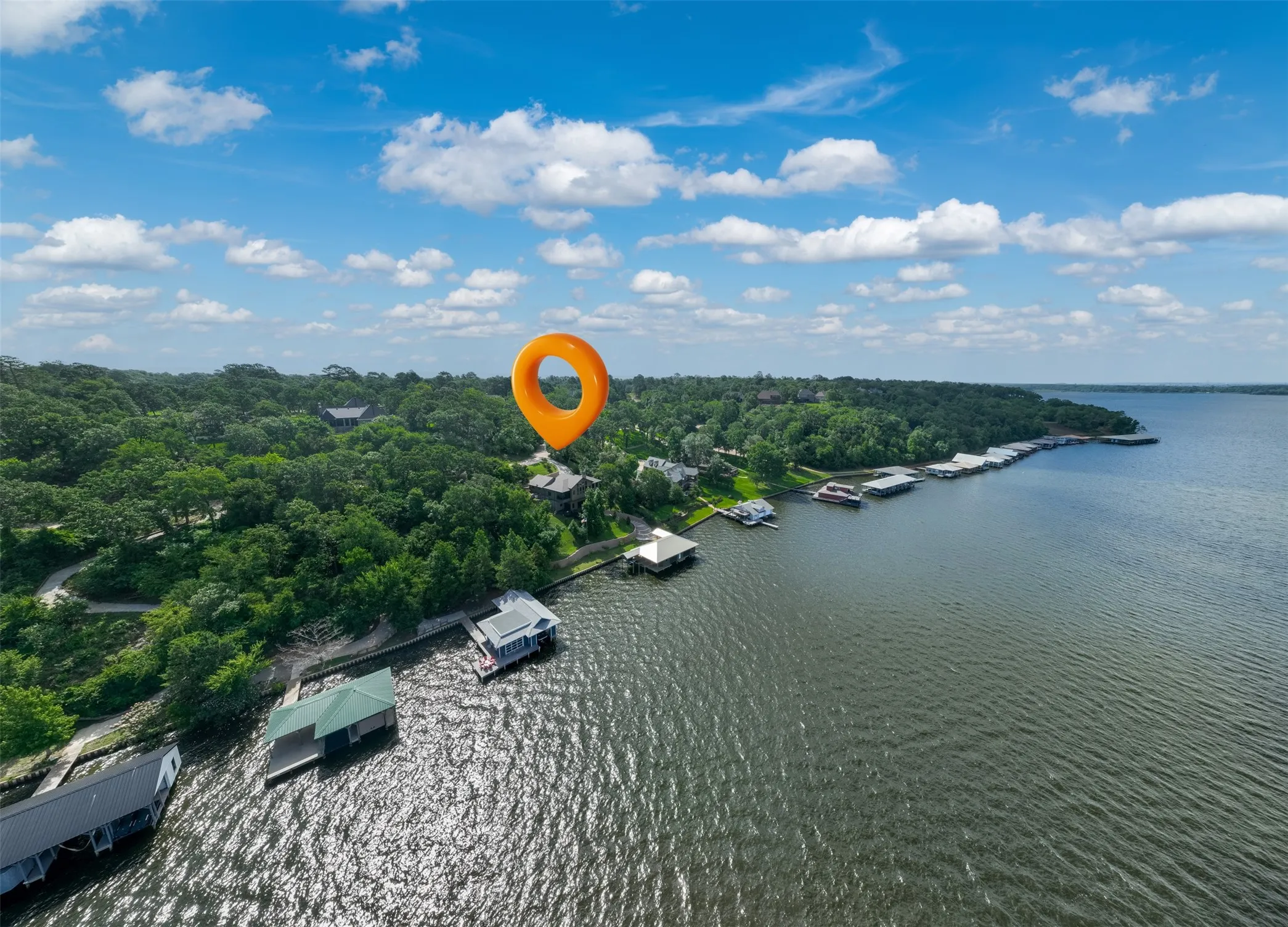 Single Family Residence For Sale in Cherokee County , 127 Lake Bluff Drive, Bullard, Texas 75757, 3 Bedroom, 3 Bathroom, 2 Garage spaces, 3,160 Sqft, built in 2023, mls#21300765, Real Estate Agent in Bullard, Homes For Sale in Cherokee county, Homes For Sale in Bullard, Realtor in Bullard Texas, Real Estate Brokerage Independent Realty Texas, Luminita Cordes Realtor