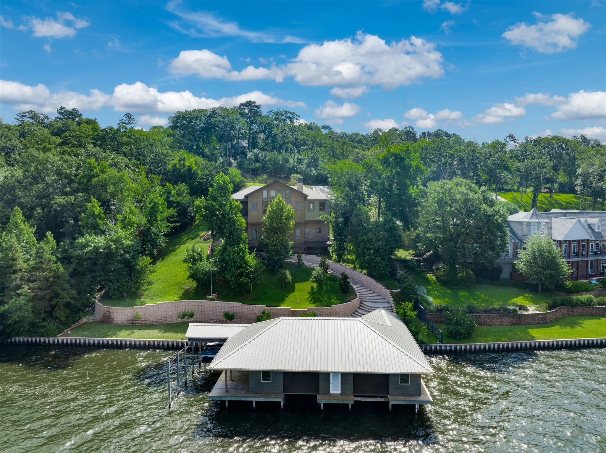 Single Family Residence For Sale in Cherokee County , 127 Lake Bluff Drive, Bullard, Texas 75757, 3 Bedroom, 3 Bathroom, 2 Garage spaces, 3,160 Sqft, built in 2023, mls#21300765, Real Estate Agent in Bullard, Homes For Sale in Cherokee county, Homes For Sale in Bullard, Realtor in Bullard Texas, Real Estate Brokerage Independent Realty Texas, Luminita Cordes Realtor