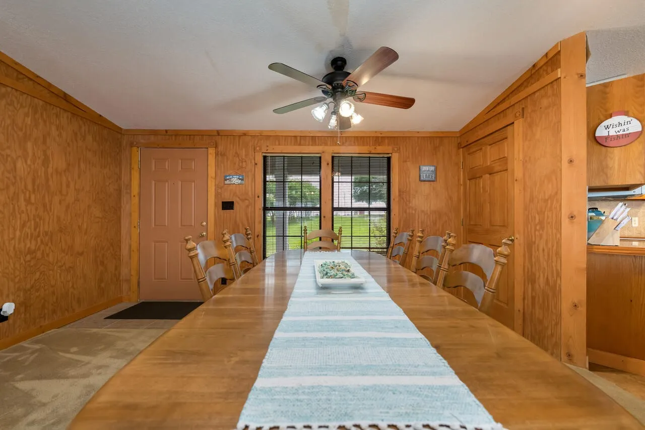 Manufactured Home For Sale in Limestone County , 1603 LCR 822, Groesbeck, Texas 76642, 5 Bedrooms, 2 Bathrooms, Garage spaces, 3,528 Sqft, built in 1999, Price $595,000, mls#21300678, Real Estate Agent in Groesbeck, Homes For Sale in Limestone county, Homes For Sale in Groesbeck, Realtor in Groesbeck Texas, Real Estate Brokerage Independent Realty Texas, Luminita Cordes Realtor
