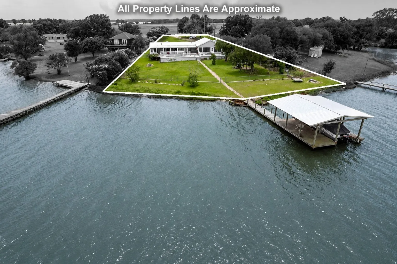 Manufactured Home For Sale in Limestone County , 1603 LCR 822, Groesbeck, Texas 76642, 5 Bedrooms, 2 Bathrooms, Garage spaces, 3,528 Sqft, built in 1999, Price $595,000, mls#21300678, Real Estate Agent in Groesbeck, Homes For Sale in Limestone county, Homes For Sale in Groesbeck, Realtor in Groesbeck Texas, Real Estate Brokerage Independent Realty Texas, Luminita Cordes Realtor