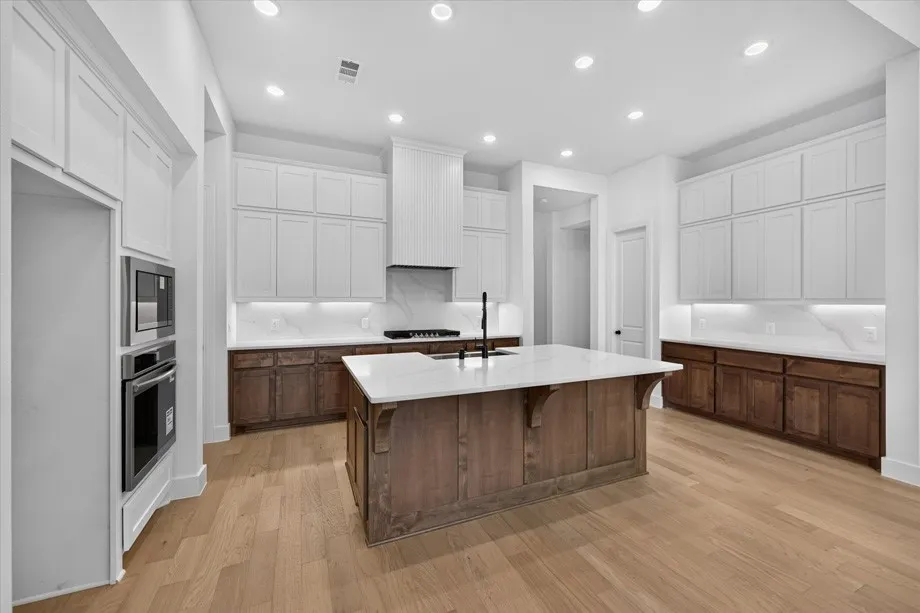 Single Family Residence For Sale in Denton County , 4017 Trellis Drive, Celina, Texas 75078, 4 Bedroom, 4 Bathroom, 3 Garage spaces, 2,851 Sqft, built in 2026, mls#21300843, Real Estate Agent in Celina, Homes For Sale in Denton county, Homes For Sale in Celina, Realtor in Celina Texas, Real Estate Brokerage Independent Realty Texas, Luminita Cordes Realtor