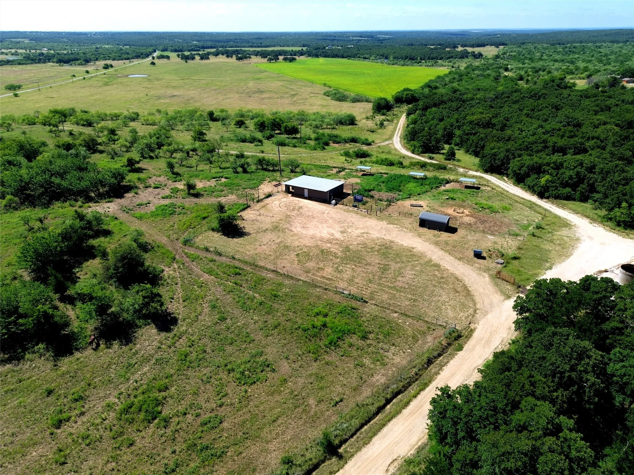 Farm For Sale in Jack County , 5511 Fm 2127, Bowie, Texas 76230, 2 Bedroom, 1 Bathroom, 1 Garage spaces, 1,200 Sqft, built in 2020, mls#21300879, Real Estate Agent in Bowie, Homes For Sale in Jack county, Homes For Sale in Bowie, Realtor in Bowie Texas, Real Estate Brokerage Independent Realty Texas, Luminita Cordes Realtor