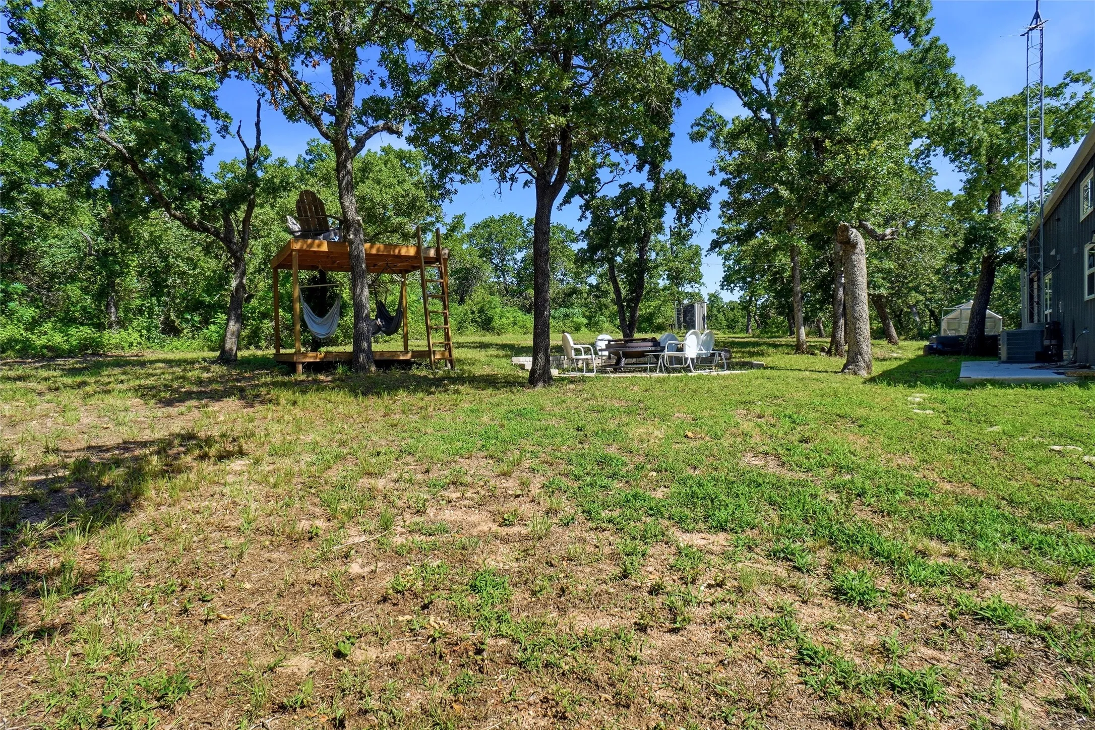 Farm For Sale in Jack County , 5511 Fm 2127, Bowie, Texas 76230, 2 Bedroom, 1 Bathroom, 1 Garage spaces, 1,200 Sqft, built in 2020, mls#21300879, Real Estate Agent in Bowie, Homes For Sale in Jack county, Homes For Sale in Bowie, Realtor in Bowie Texas, Real Estate Brokerage Independent Realty Texas, Luminita Cordes Realtor