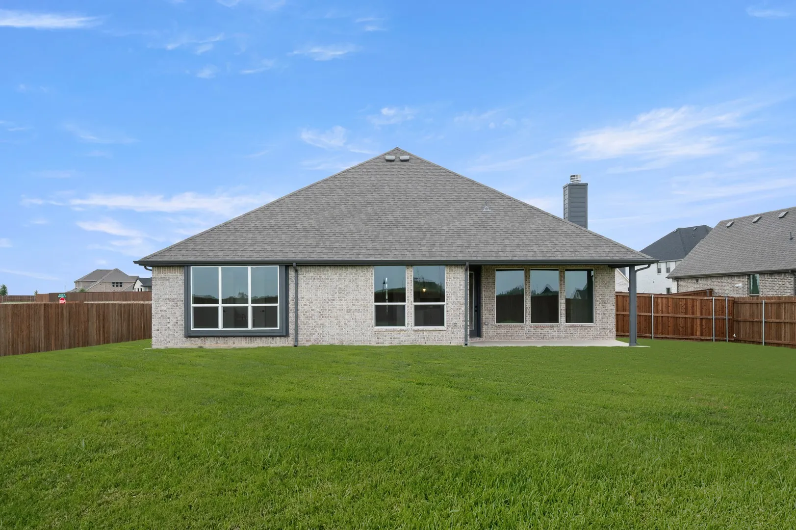 DFW-Myrtle Creek-Concept 2464-241 Pine Leaf Trail-BackExterior-Risewell Homes-2
