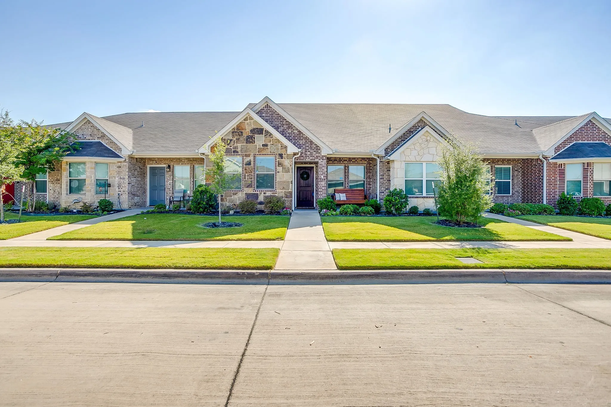 Single Family Residence For Sale in Johnson County , 464 Pine Street, Burleson, Texas 76028, 3 Bedroom, 3 Bathroom, 2 Garage spaces, 1,571 Sqft, built in 2019, mls#21299857, Real Estate Agent in Burleson, Homes For Sale in Johnson county, Homes For Sale in Burleson, Realtor in Burleson Texas, Real Estate Brokerage Independent Realty Texas, Luminita Cordes Realtor