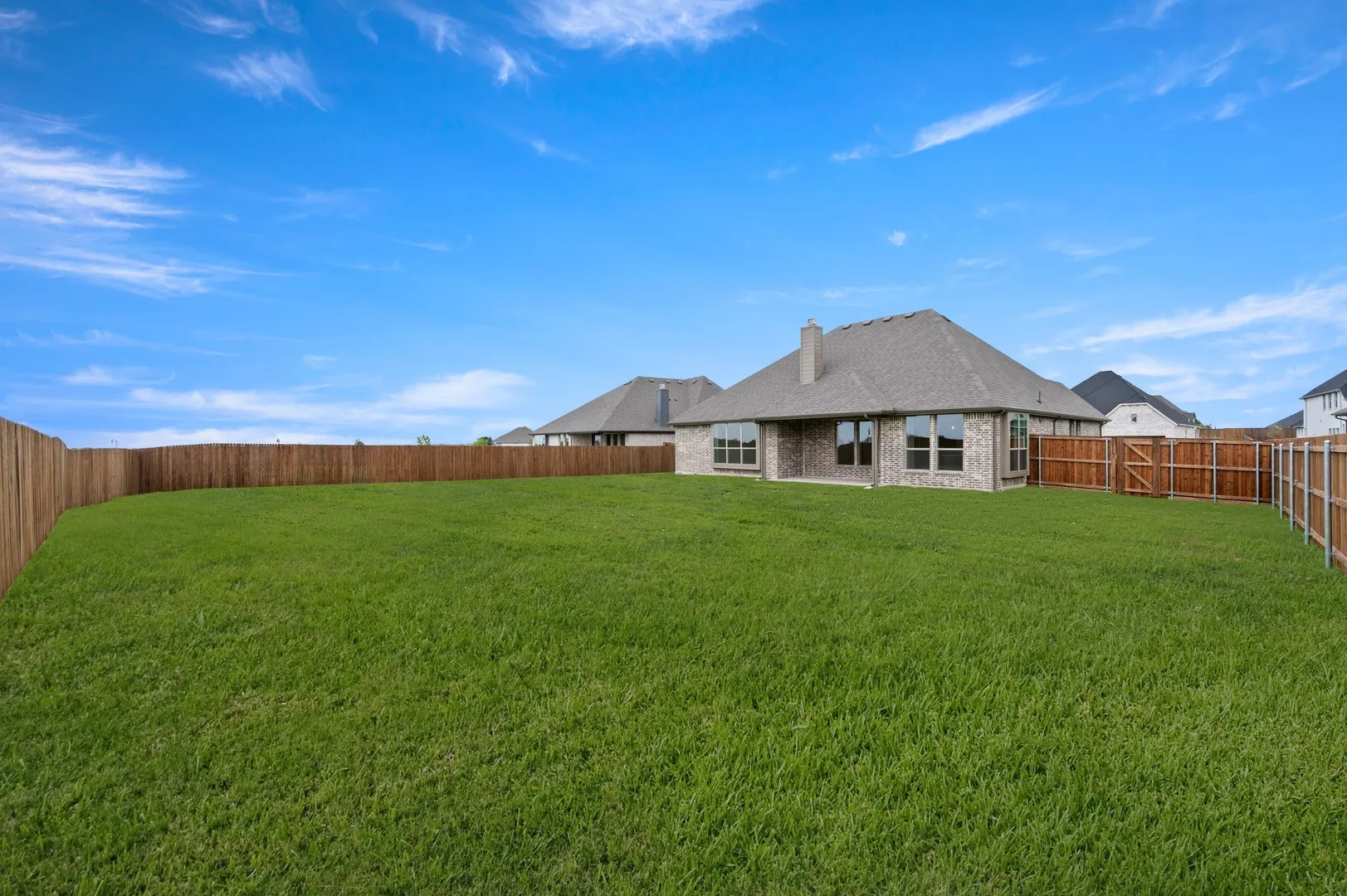 DFW-Myrtle Creek-Concept 2370-237 Pine Leaf Trail-Back Exterior-Risewell Homes-2