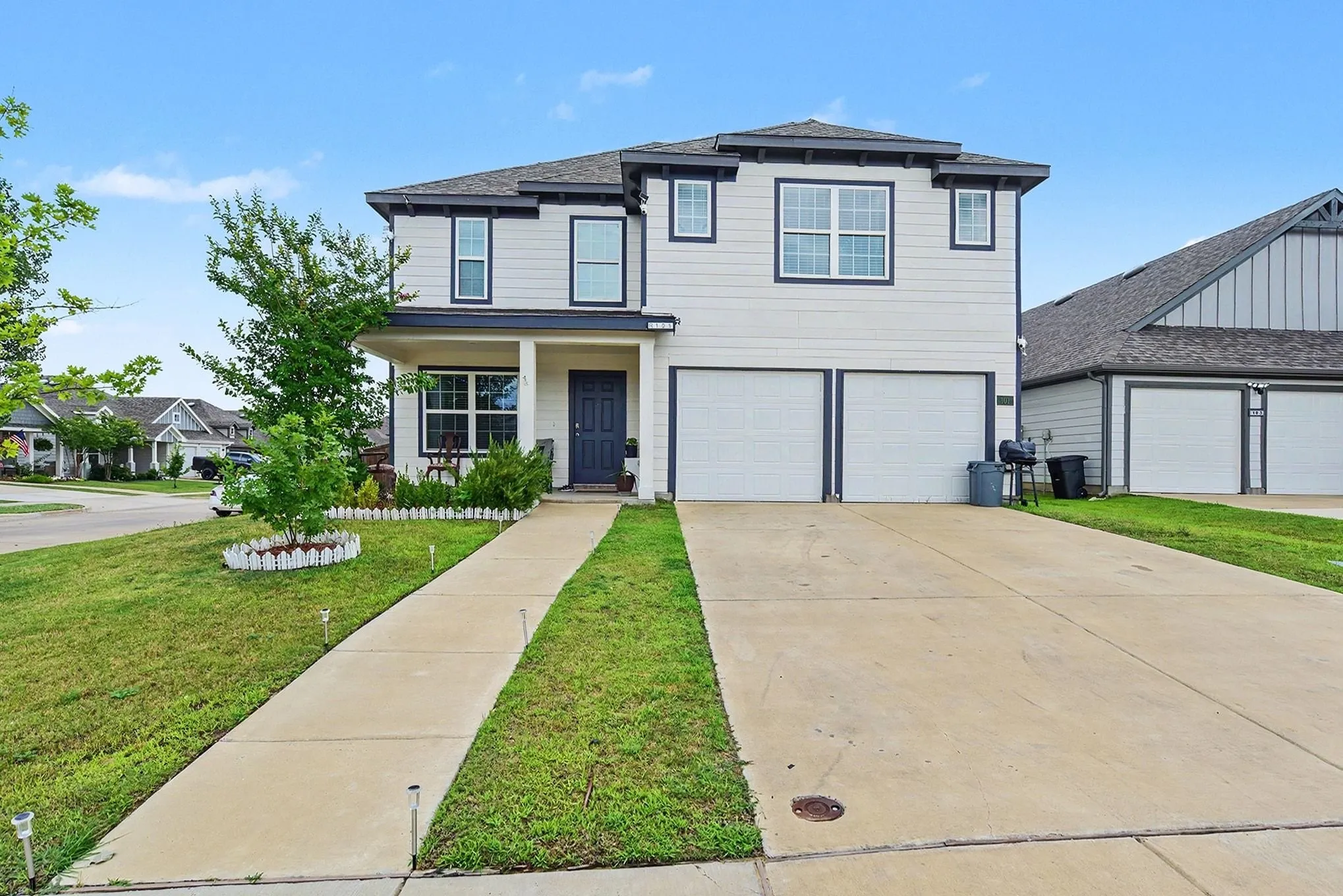 Single Family Residence For Sale in Kaufman County , 101 Spring Creek Lane, Terrell, Texas 75160, 4 Bedroom, 3 Bathroom, 2 Garage spaces, 2,136 Sqft, built in 2022, mls#21300927, Real Estate Agent in Terrell, Homes For Sale in Kaufman county, Homes For Sale in Terrell, Realtor in Terrell Texas, Real Estate Brokerage Independent Realty Texas, Luminita Cordes Realtor