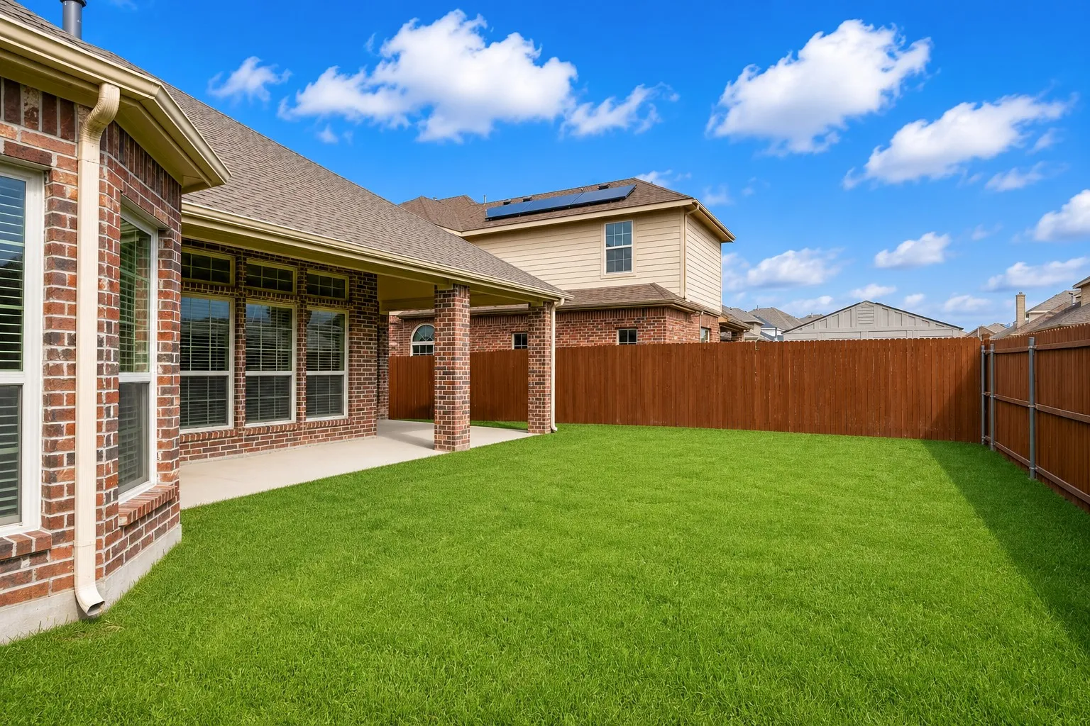 Single Family Residence For Sale in Tarrant County , 9828 Milkweed Lane, Fort Worth, Texas 76177, 6 Bedroom, 4 Bathroom, 2 Garage spaces, 4,565 Sqft, built in 2017, mls#21300735, Real Estate Agent in Fort Worth, Homes For Sale in Tarrant county, Homes For Sale in Fort Worth, Realtor in Fort Worth Texas, Real Estate Brokerage Independent Realty Texas, Luminita Cordes Realtor
