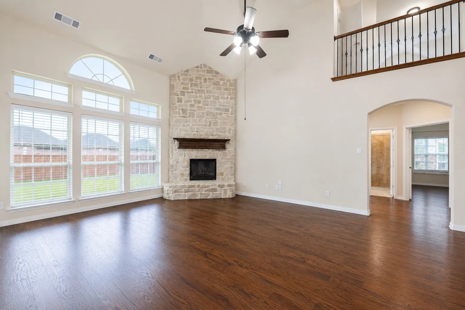 Single Family Residence For Sale in Tarrant County , 9828 Milkweed Lane, Fort Worth, Texas 76177, 6 Bedroom, 4 Bathroom, 2 Garage spaces, 4,565 Sqft, built in 2017, mls#21300735, Real Estate Agent in Fort Worth, Homes For Sale in Tarrant county, Homes For Sale in Fort Worth, Realtor in Fort Worth Texas, Real Estate Brokerage Independent Realty Texas, Luminita Cordes Realtor