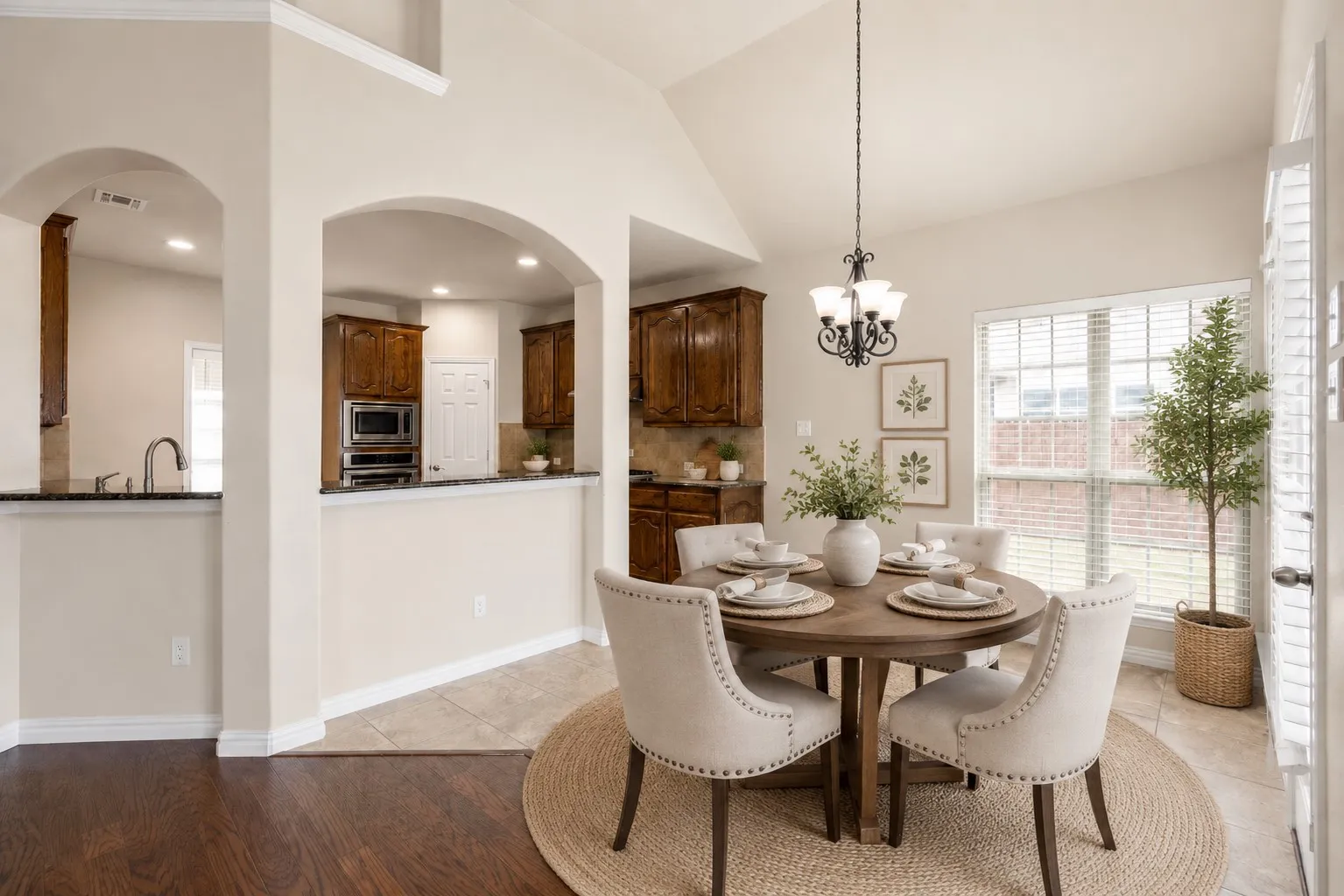 Single Family Residence For Sale in Tarrant County , 9828 Milkweed Lane, Fort Worth, Texas 76177, 6 Bedroom, 4 Bathroom, 2 Garage spaces, 4,565 Sqft, built in 2017, mls#21300735, Real Estate Agent in Fort Worth, Homes For Sale in Tarrant county, Homes For Sale in Fort Worth, Realtor in Fort Worth Texas, Real Estate Brokerage Independent Realty Texas, Luminita Cordes Realtor