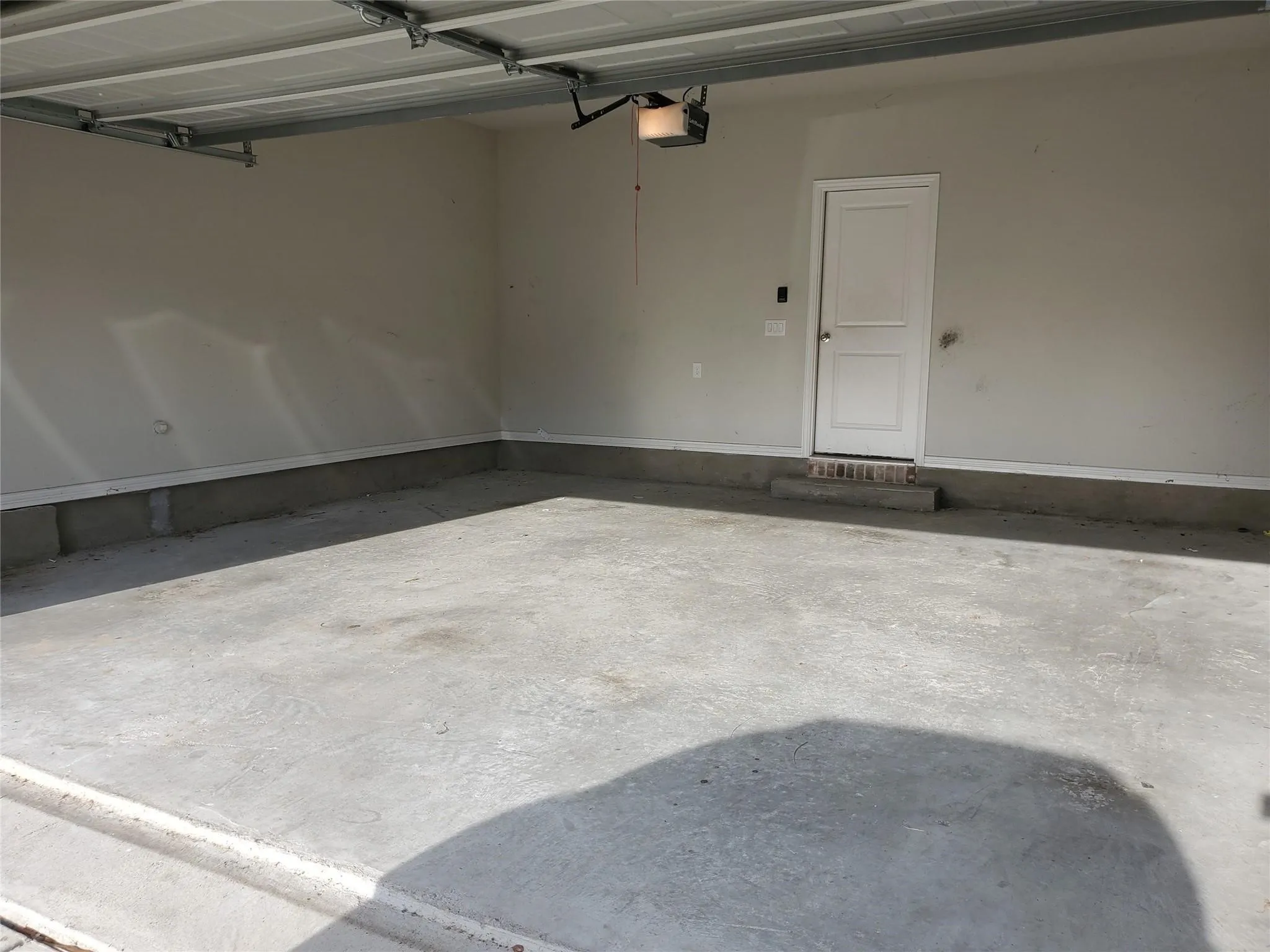Single Family Residence For Sale in Dallas County , 1913 Edgewater Drive, Garland, Texas 75043, 4 Bedroom, 3 Bathroom, 2 Garage spaces, 2,422 Sqft, built in 2017, mls#21300935, Real Estate Agent in Garland, Homes For Sale in Dallas county, Homes For Sale in Garland, Realtor in Garland Texas, Real Estate Brokerage Independent Realty Texas, Luminita Cordes Realtor