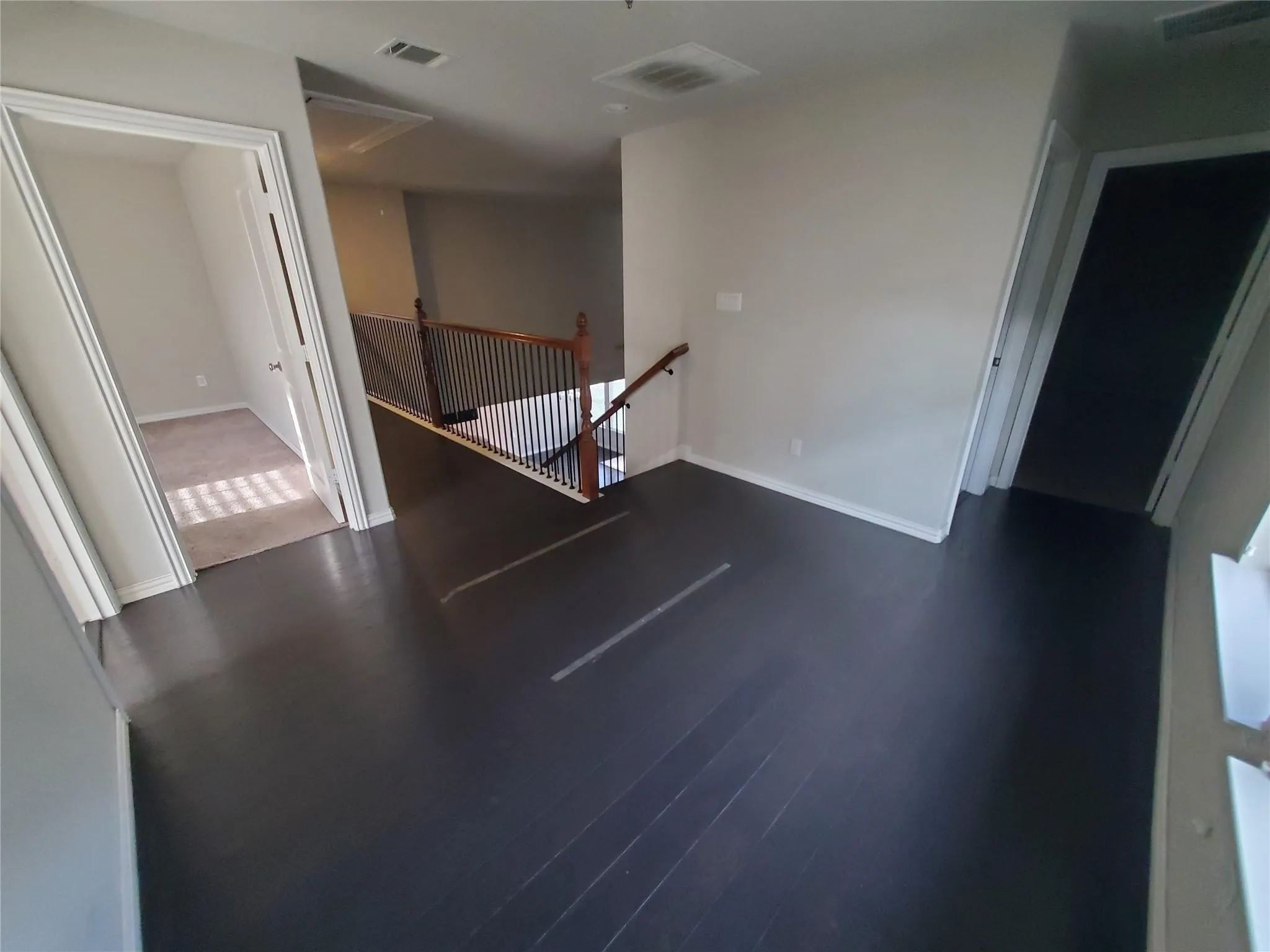Single Family Residence For Sale in Dallas County , 1913 Edgewater Drive, Garland, Texas 75043, 4 Bedroom, 3 Bathroom, 2 Garage spaces, 2,422 Sqft, built in 2017, mls#21300935, Real Estate Agent in Garland, Homes For Sale in Dallas county, Homes For Sale in Garland, Realtor in Garland Texas, Real Estate Brokerage Independent Realty Texas, Luminita Cordes Realtor