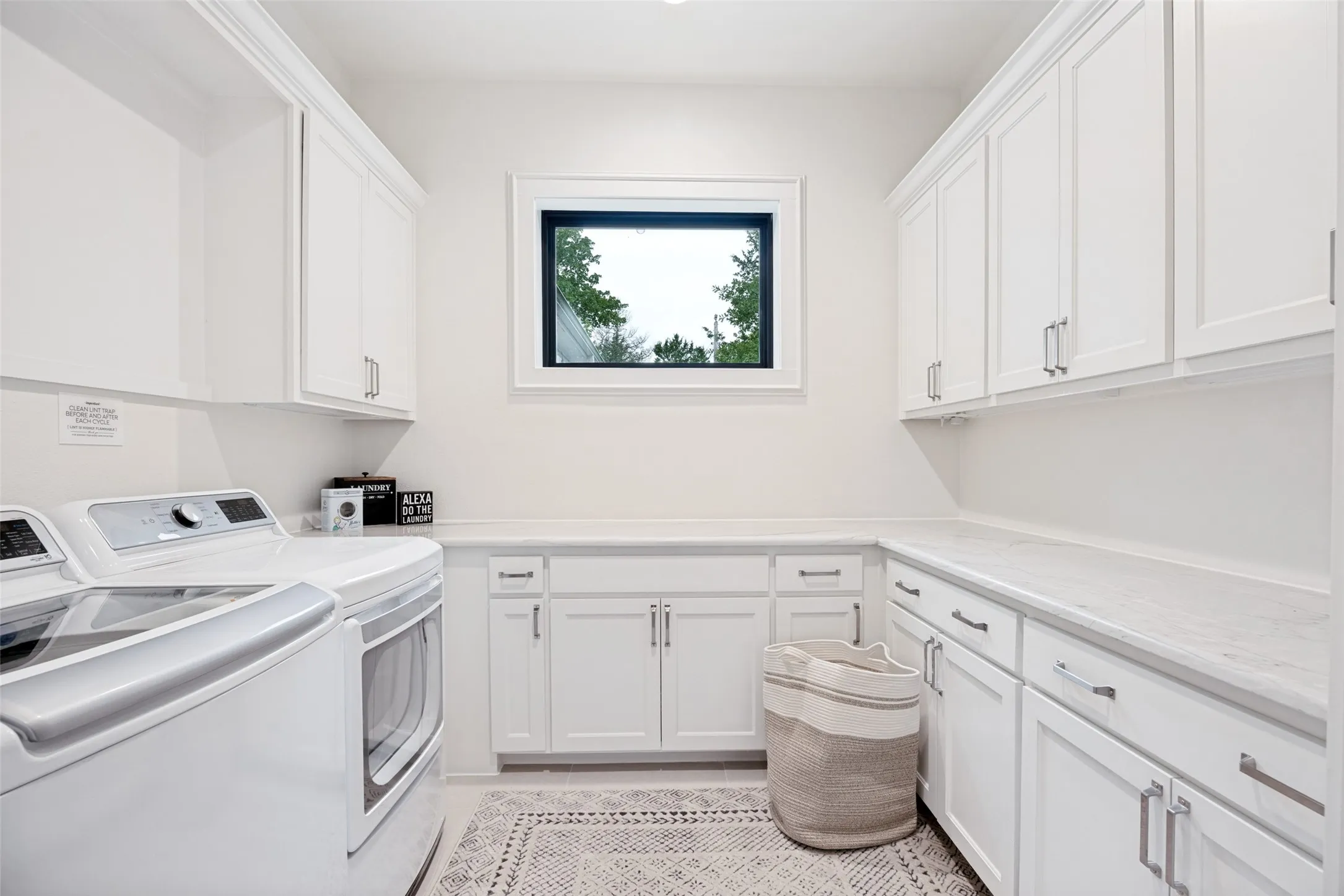 Single Family Residence For Sale in Grayson County , 704 Palisades Drive, Gordonville, Texas 76245, 5 Bedroom, 3 Bathroom, 4 Garage spaces, 4,832 Sqft, built in 2023, mls#21299626, Real Estate Agent in Gordonville, Homes For Sale in Grayson county, Homes For Sale in Gordonville, Realtor in Gordonville Texas, Real Estate Brokerage Independent Realty Texas, Luminita Cordes Realtor